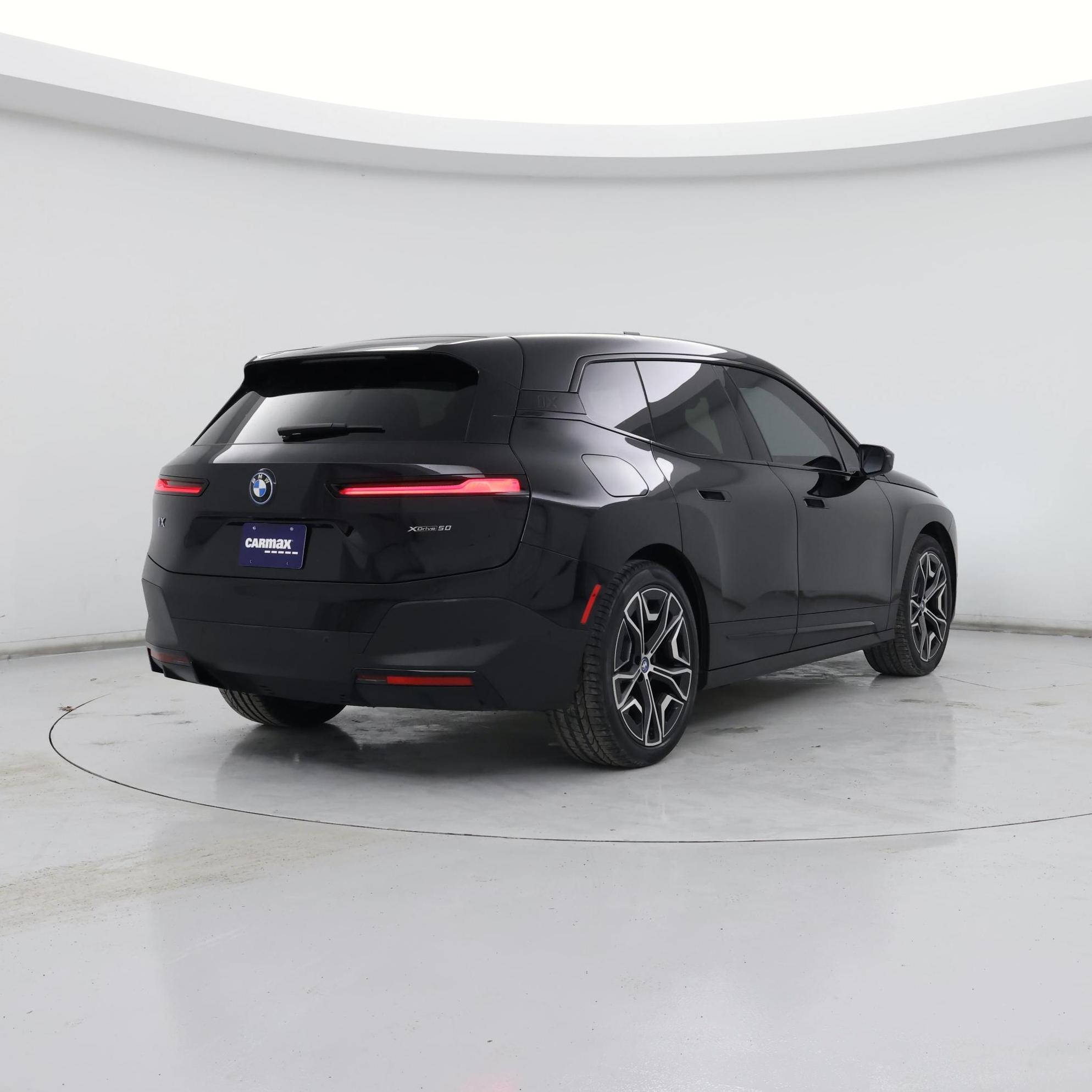 Thumbnail: 2022 BMW iX - 8