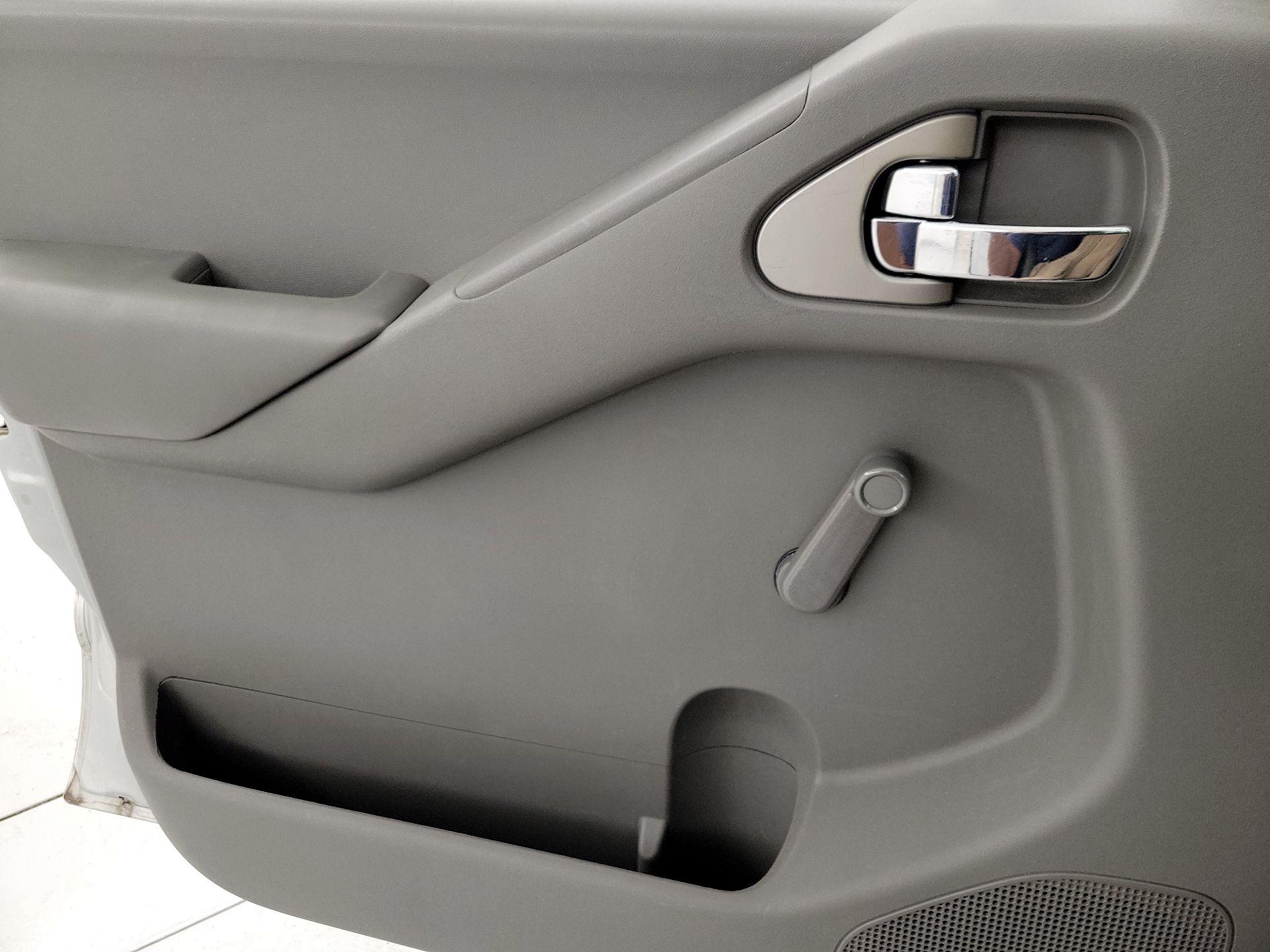 Thumbnail: 2014 Nissan Frontier - 12