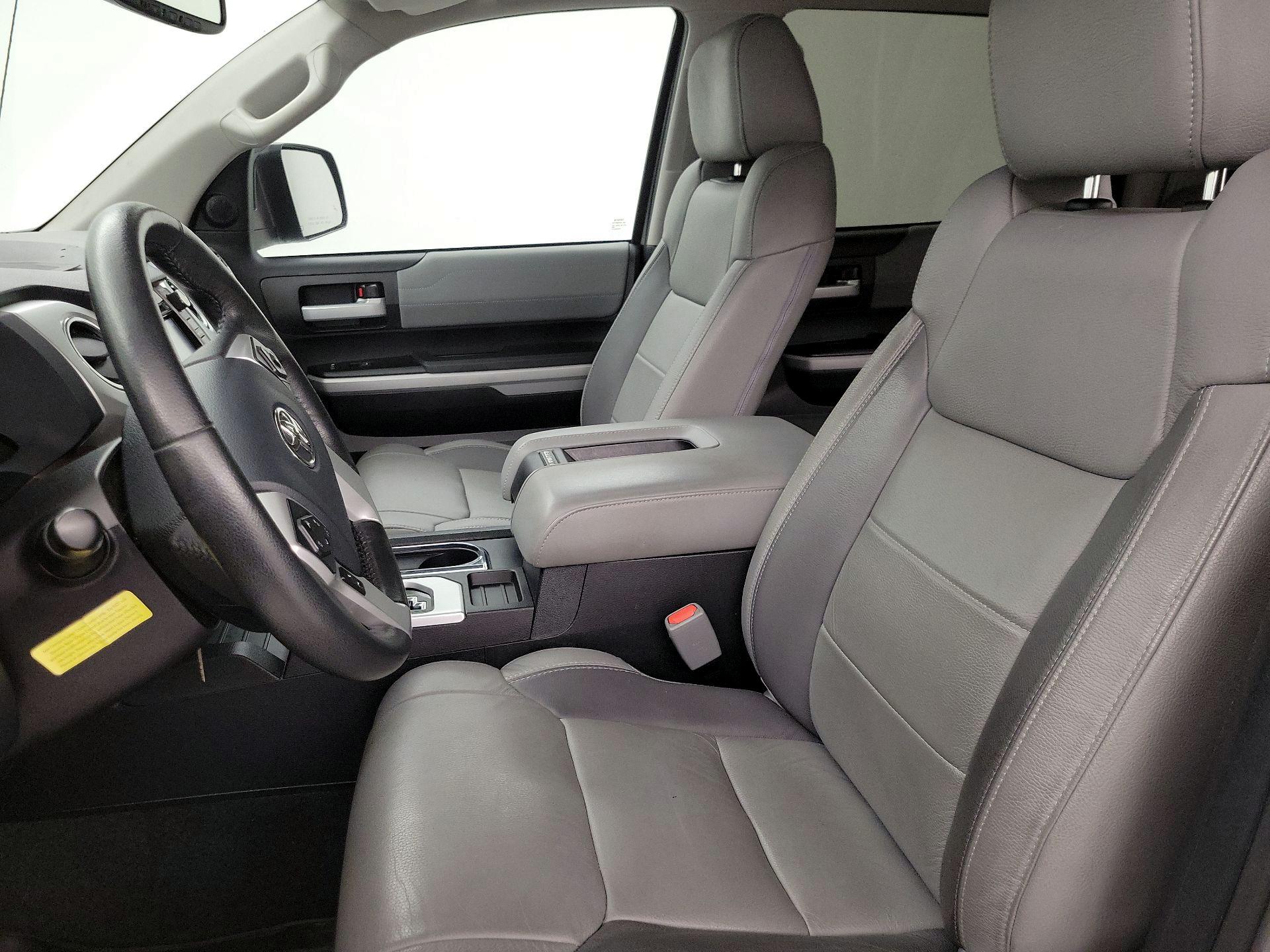 Thumbnail: 2019 Toyota Tundra - 11