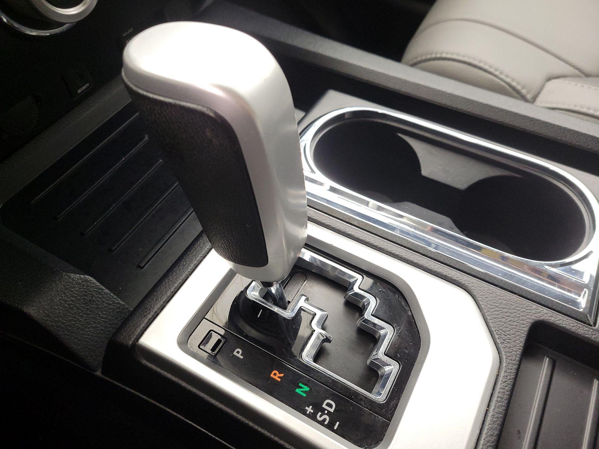 Thumbnail: 2019 Toyota Tundra - 17