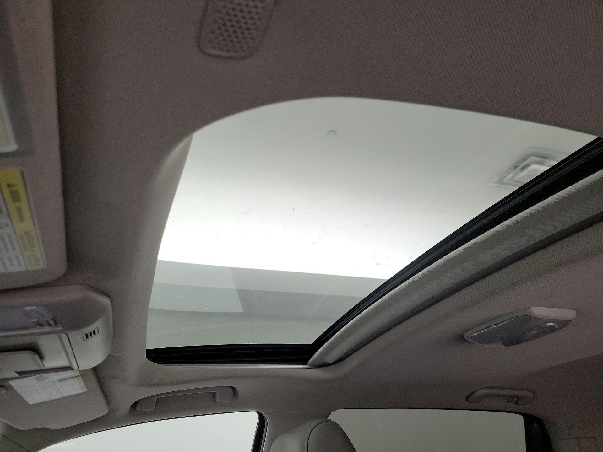 Thumbnail: 2019 Toyota Tundra - 19