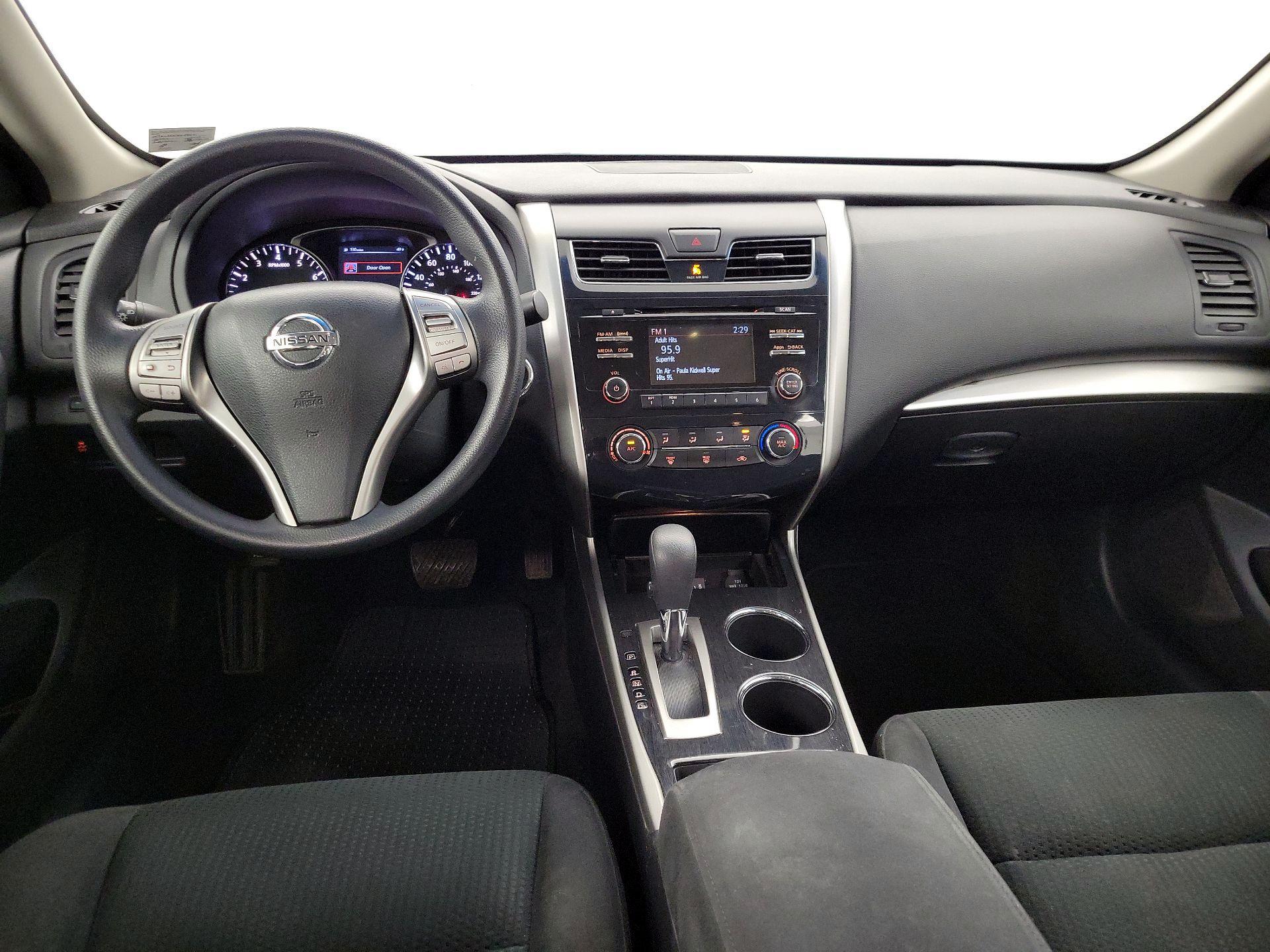 Thumbnail: 2014 Nissan Altima - 9