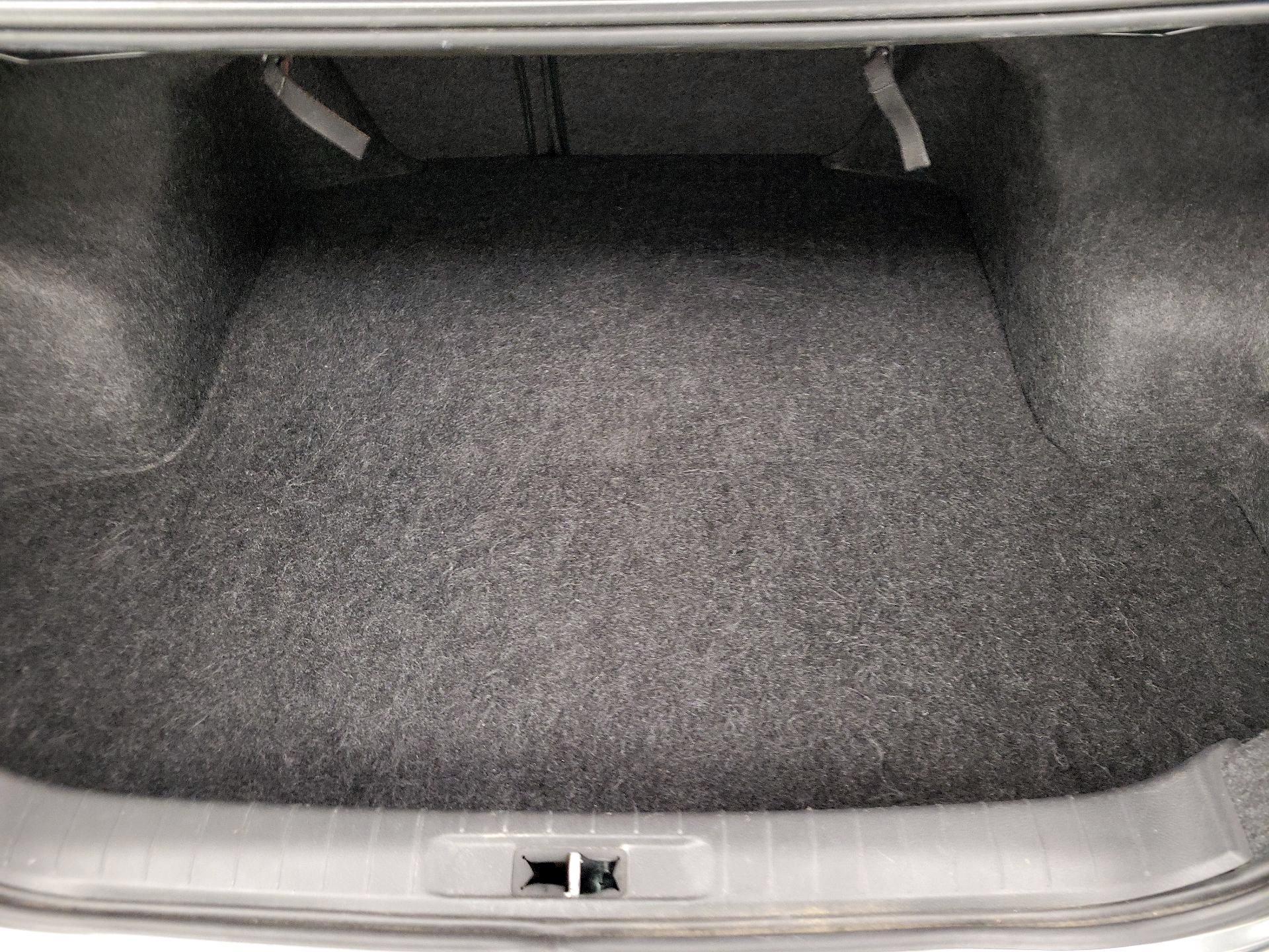 Thumbnail: 2014 Nissan Altima - 20