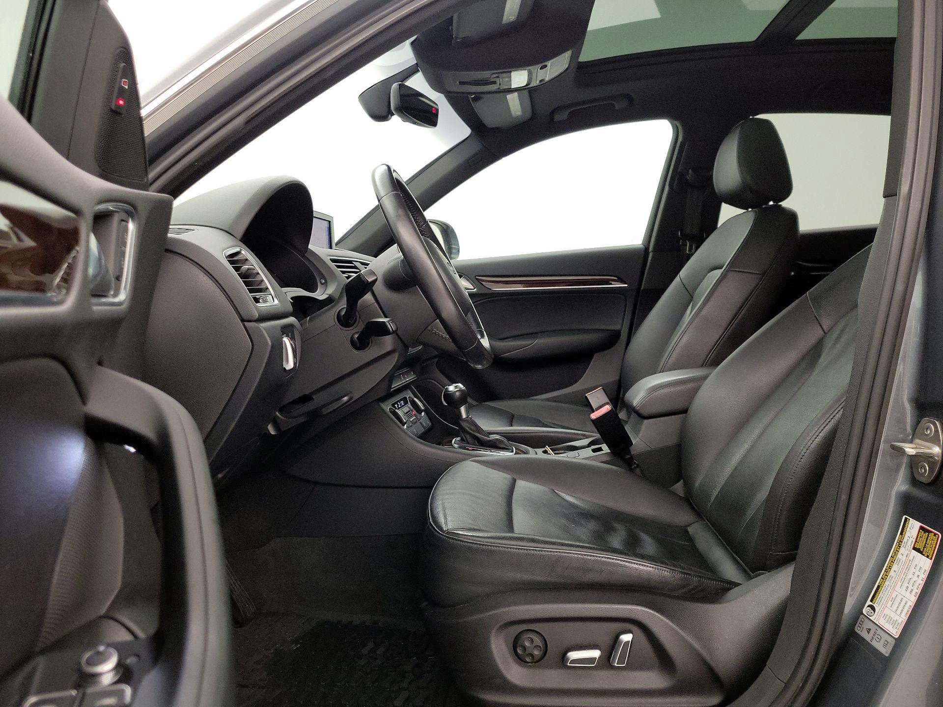 Thumbnail: 2016 Audi Q3 - 11