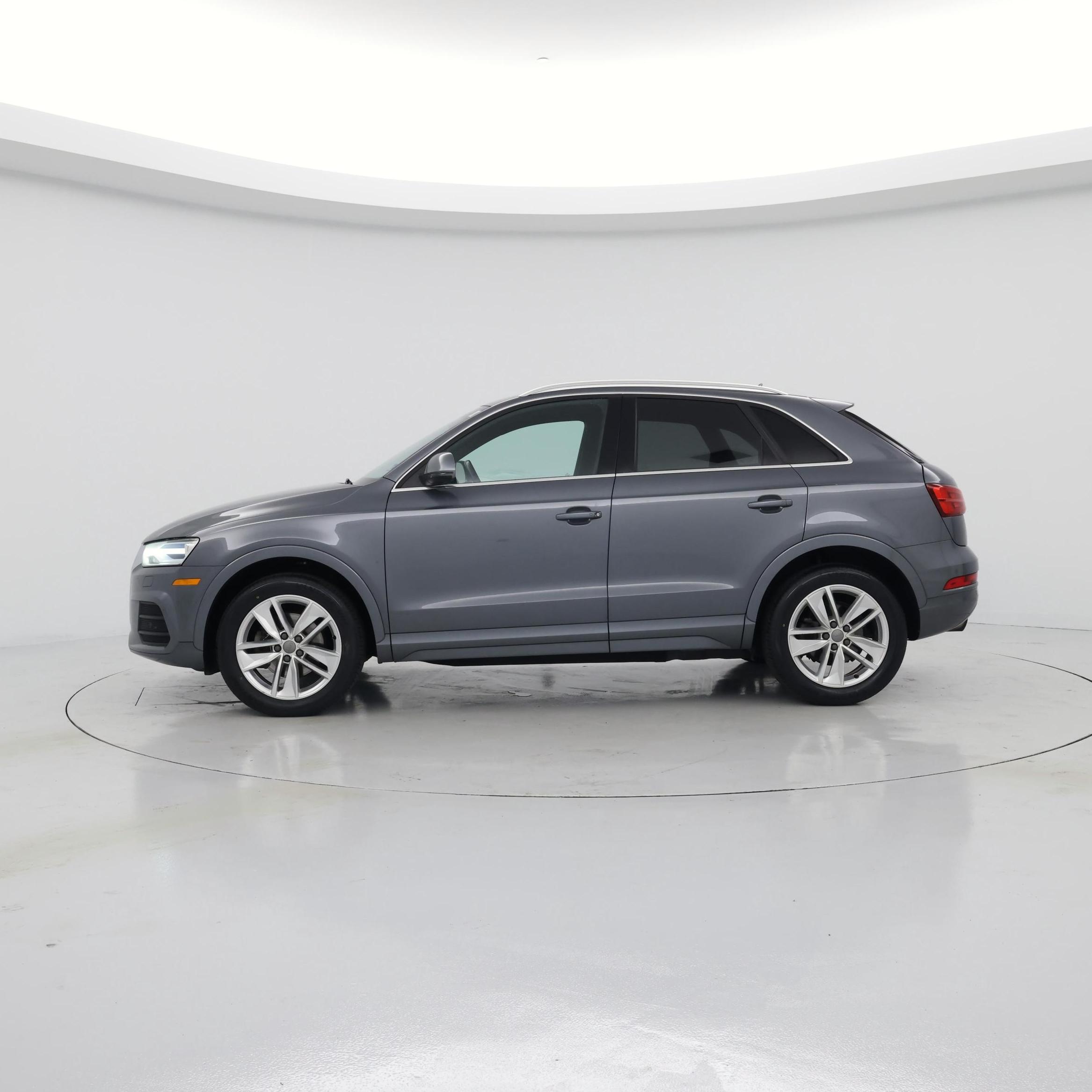 Thumbnail: 2016 Audi Q3 - 3