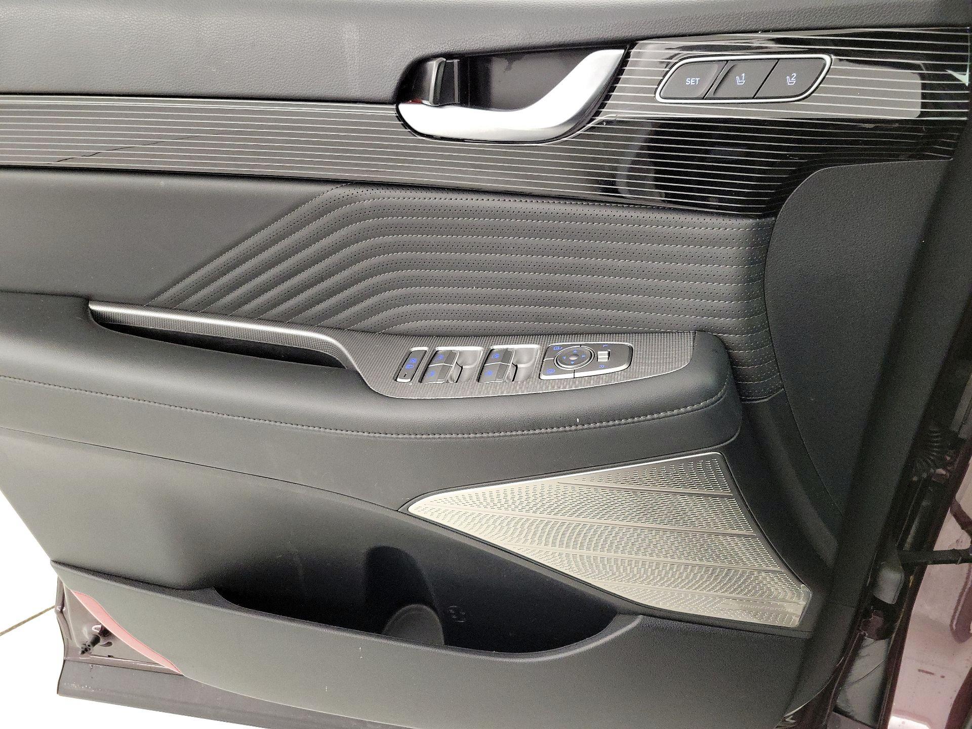 Thumbnail: 2023 Hyundai Palisade - 12