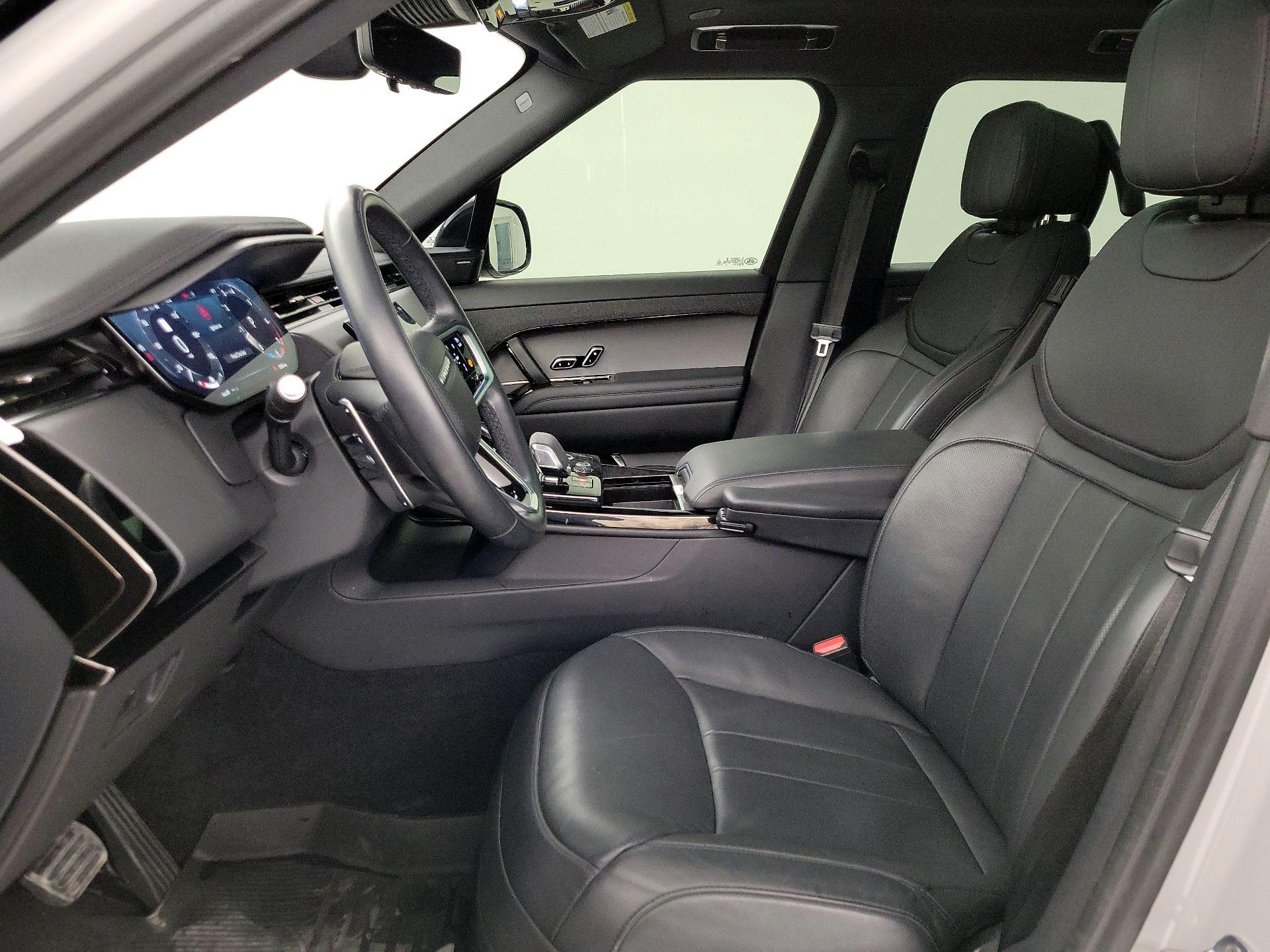 Thumbnail: 2023 Land Rover Range Rover Sport - 11