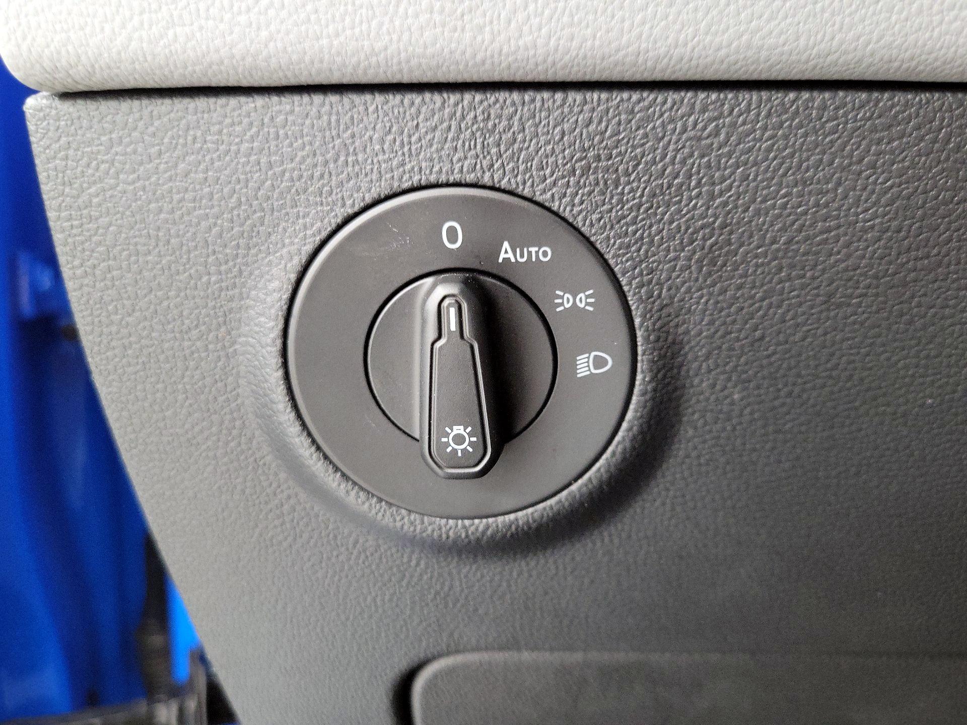 Thumbnail: 2023 Volkswagen Taos - 13