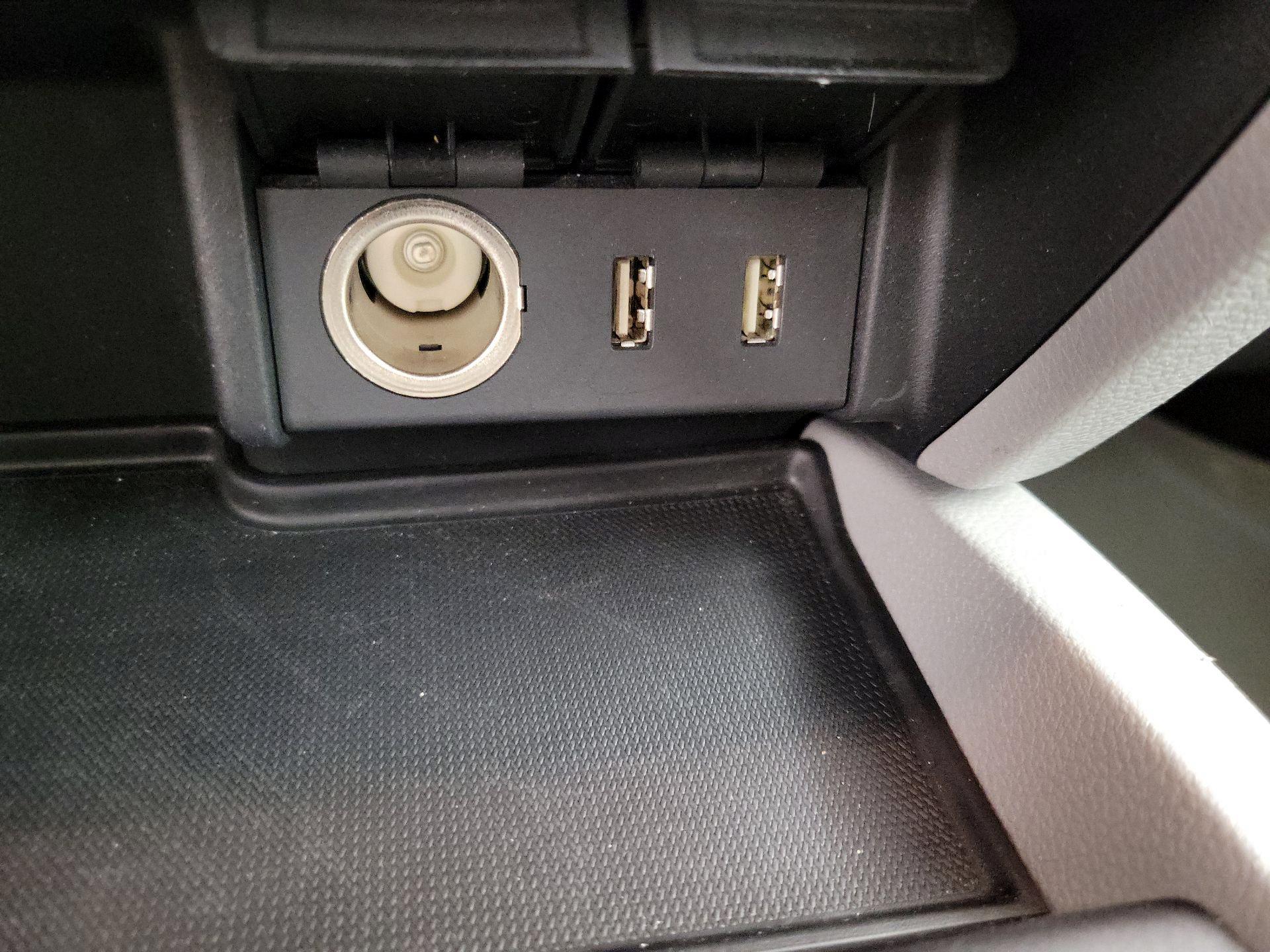 Thumbnail: 2016 Honda Pilot - 18