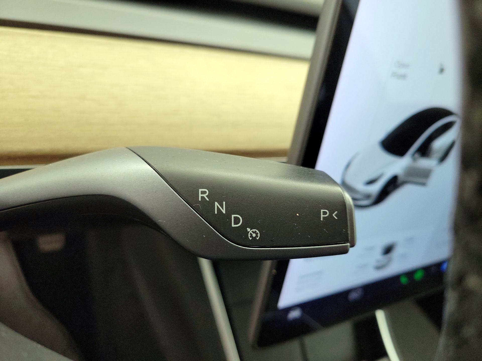 Thumbnail: 2020 Tesla Model 3 - 17