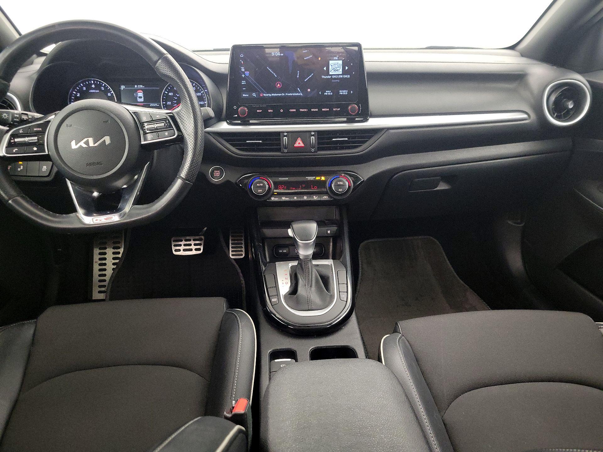 Thumbnail: 2024 Kia Forte - 9