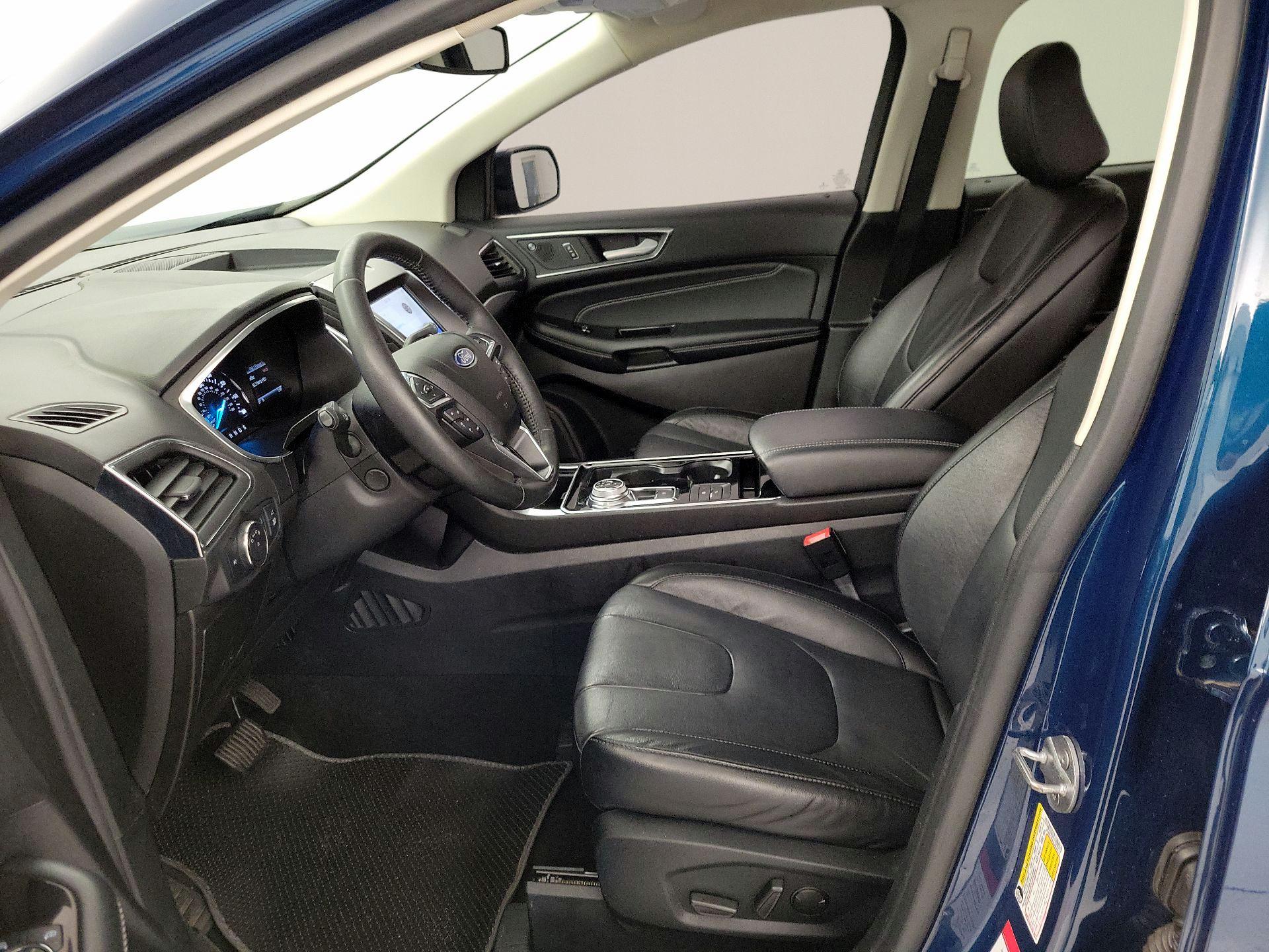 Thumbnail: 2020 Ford Edge - 11