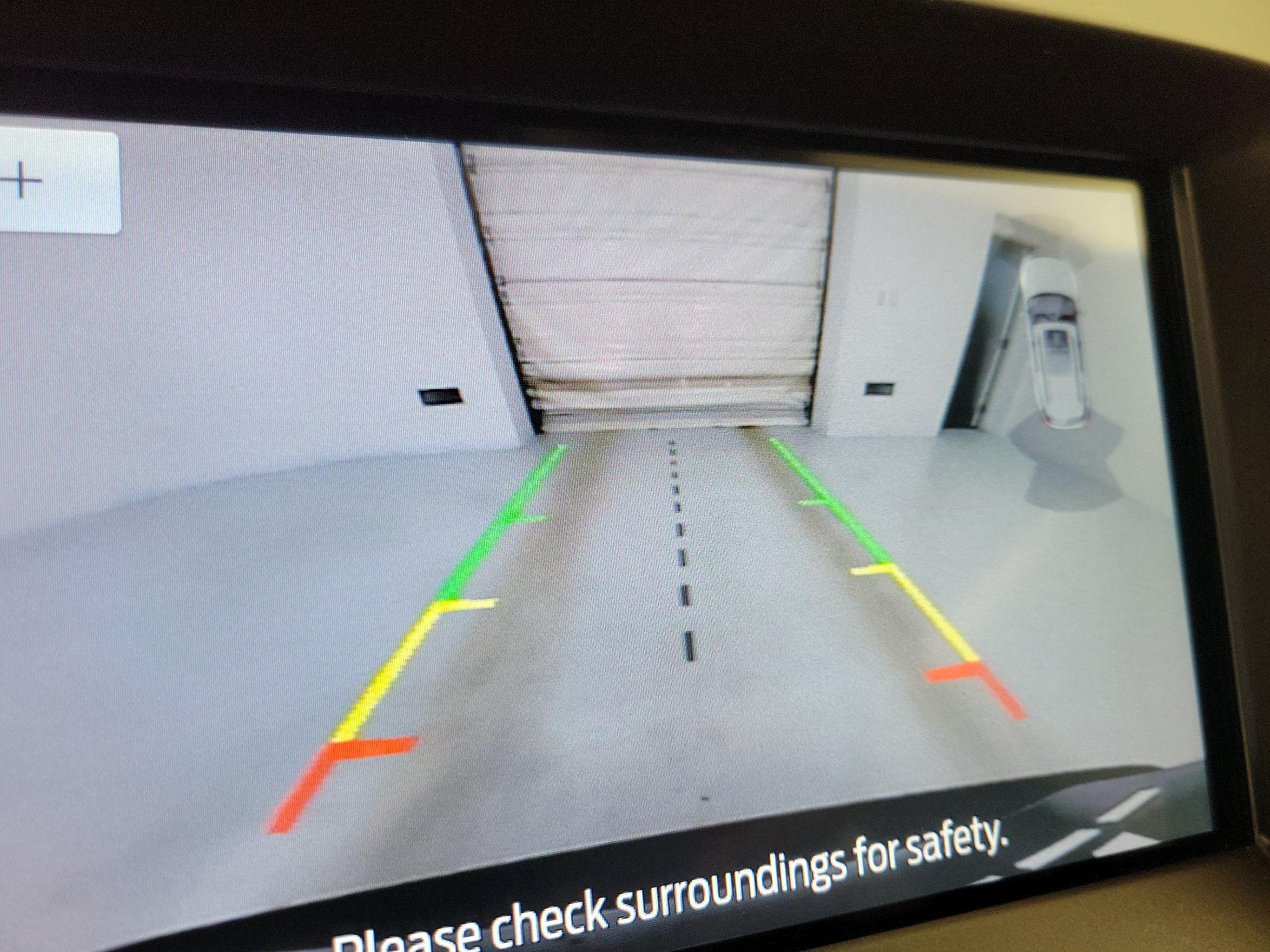 Thumbnail: 2020 Ford Edge - 14