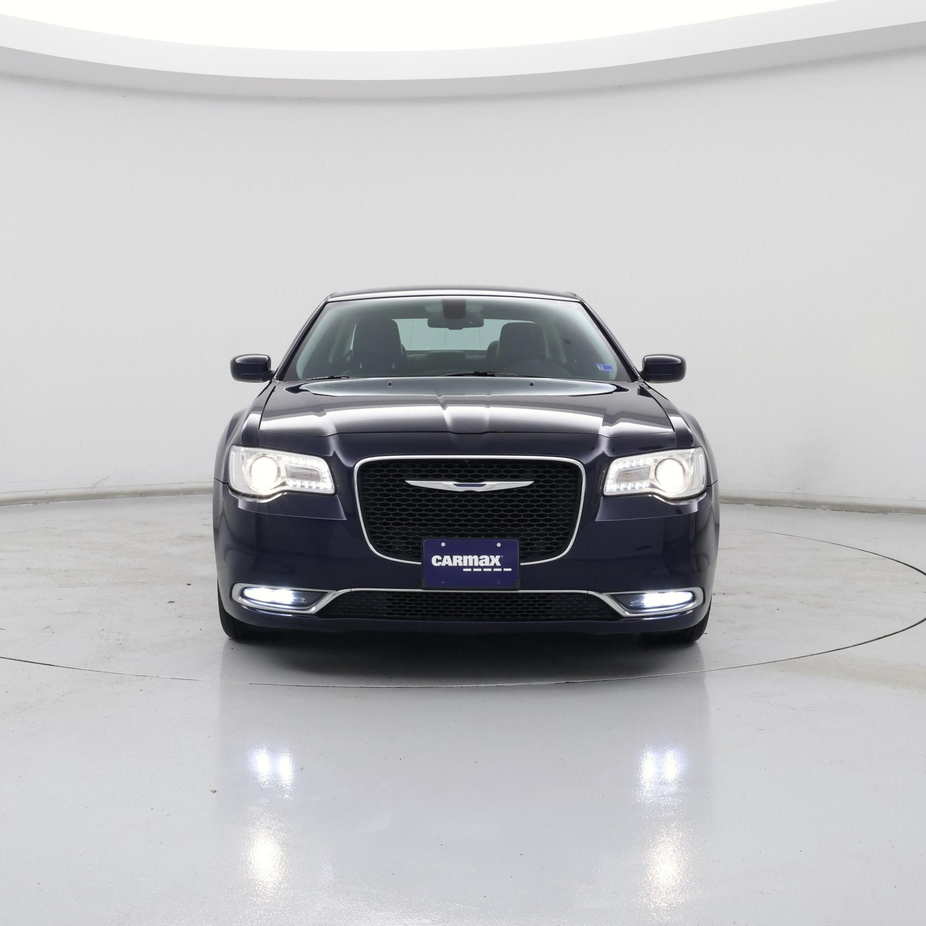 Thumbnail: 2015 Chrysler 300 - 5