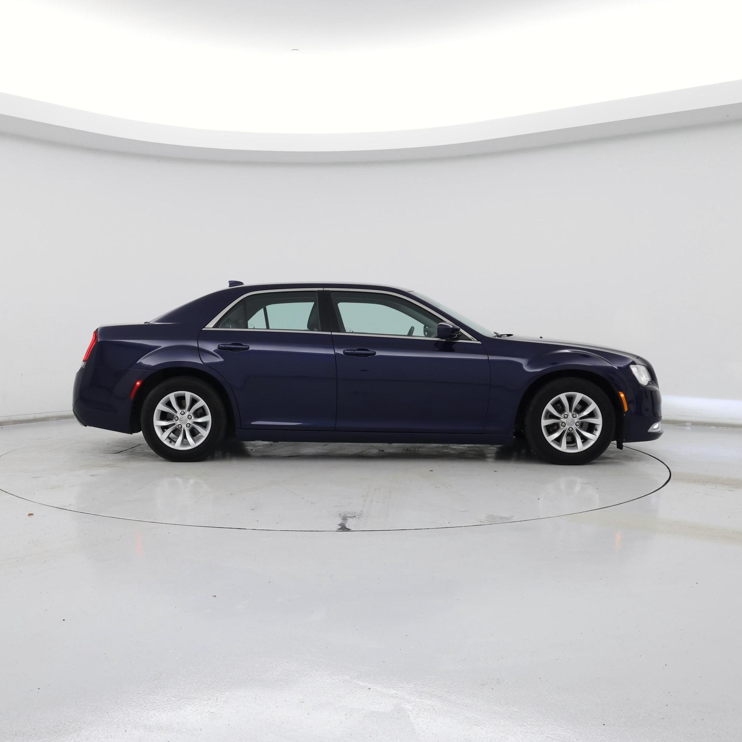 Thumbnail: 2015 Chrysler 300 - 7