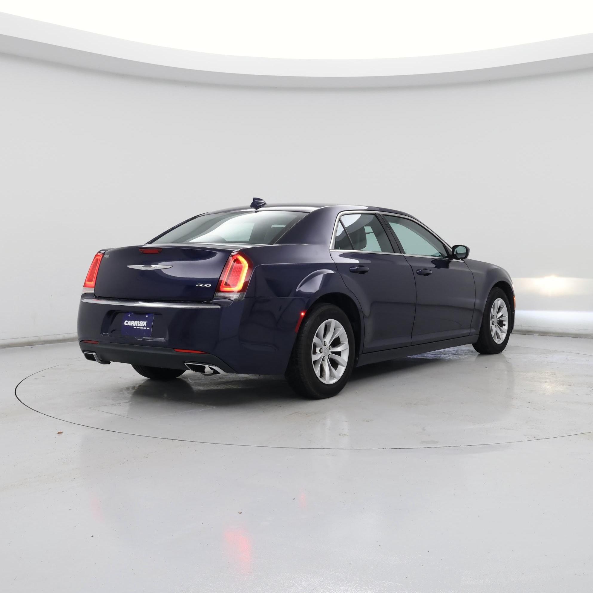 Thumbnail: 2015 Chrysler 300 - 8
