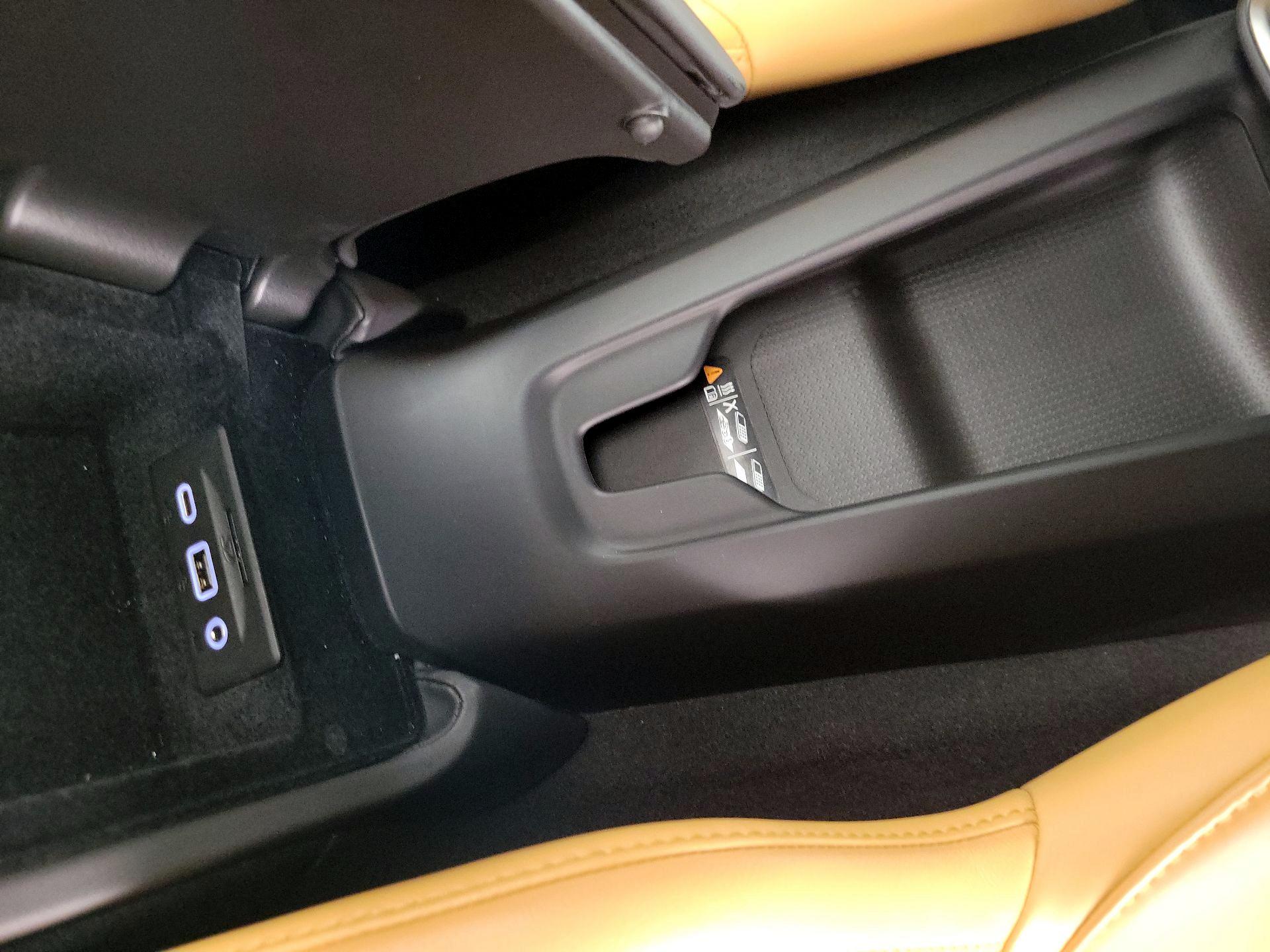 Thumbnail: 2021 Chevrolet Corvette - 18