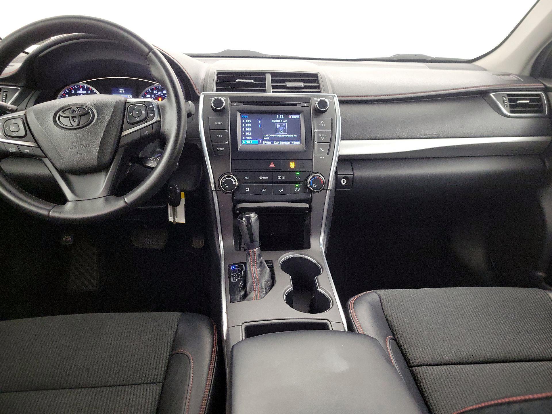 Thumbnail: 2016 Toyota Camry - 9