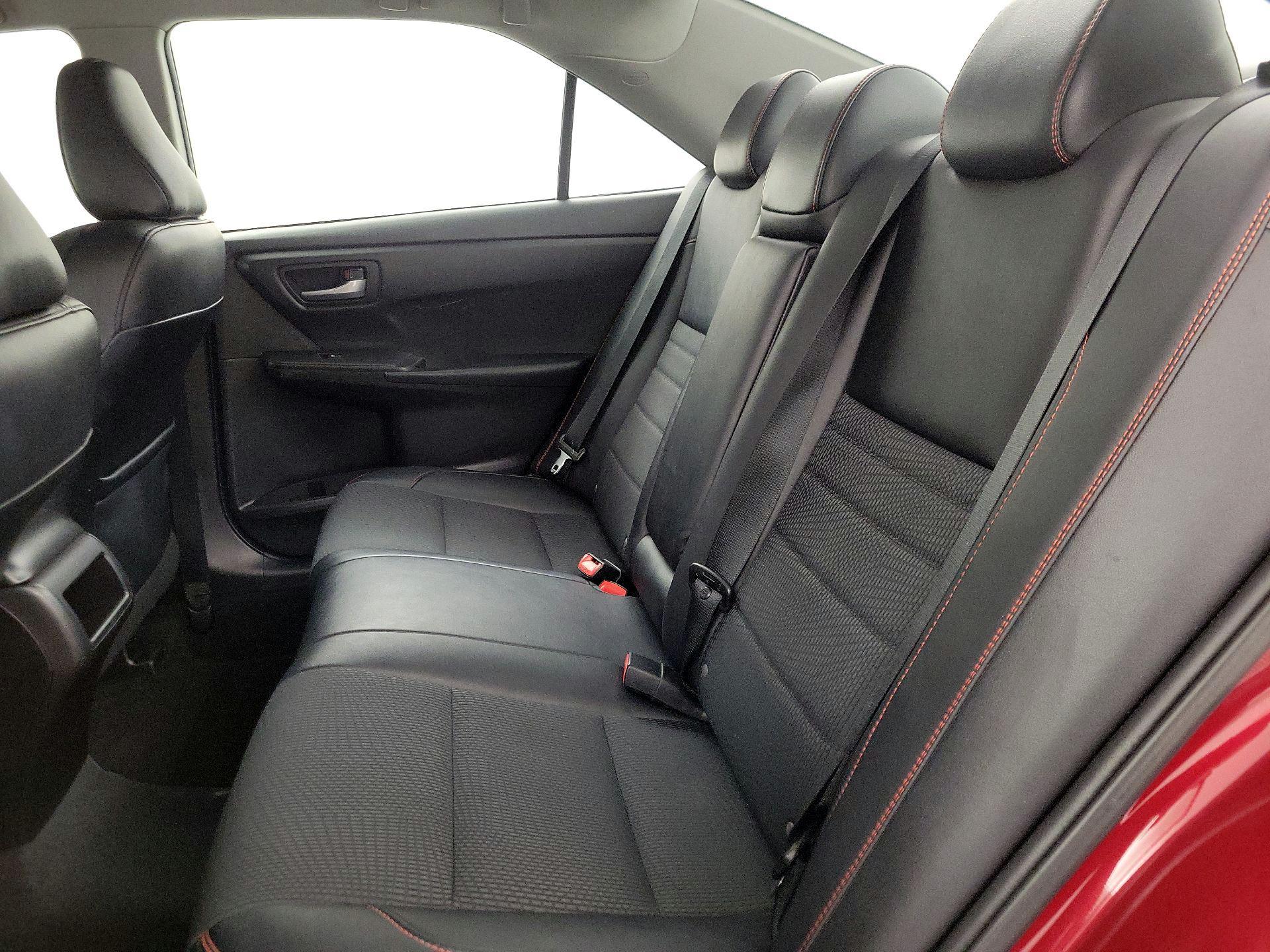 Thumbnail: 2016 Toyota Camry - 19