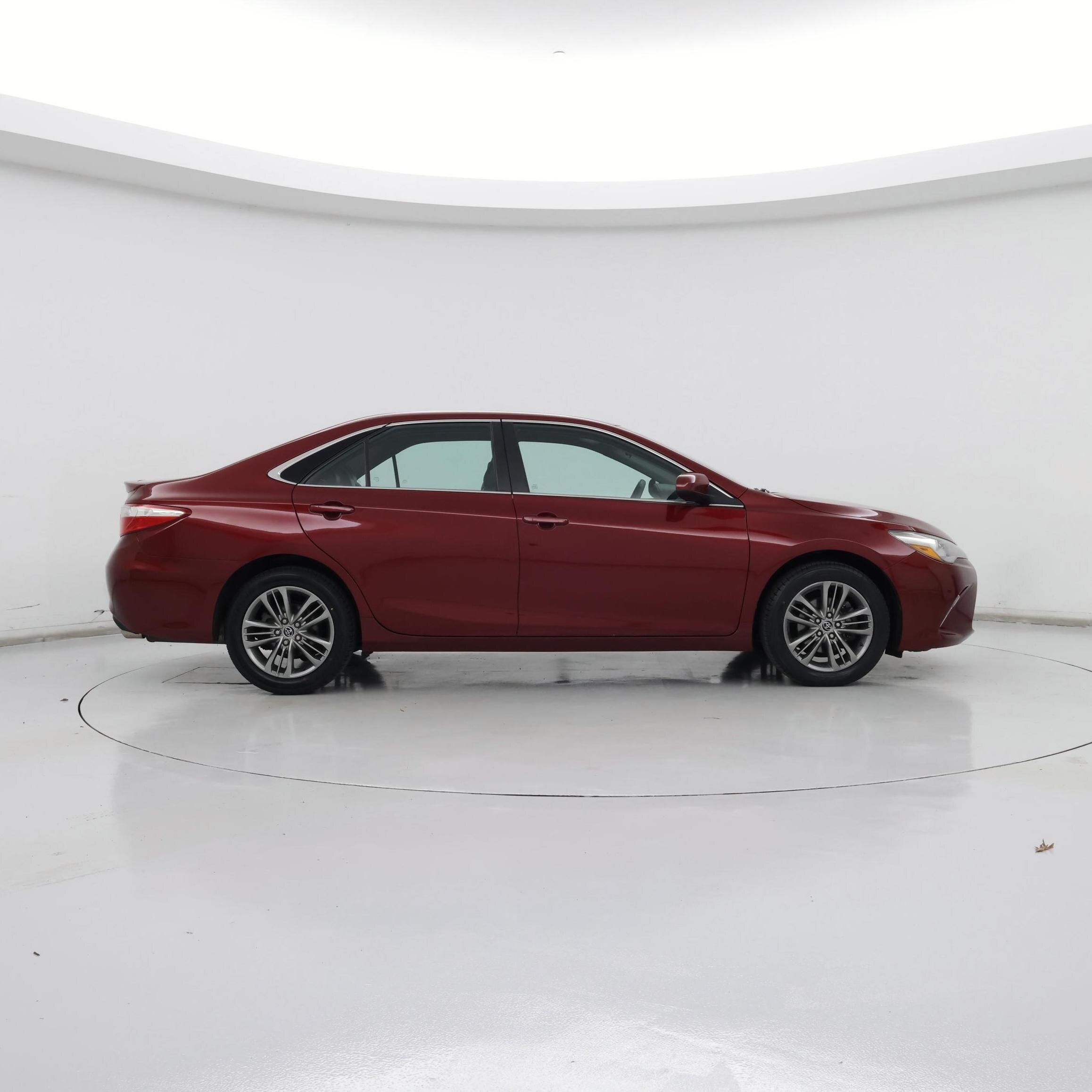 Thumbnail: 2016 Toyota Camry - 7