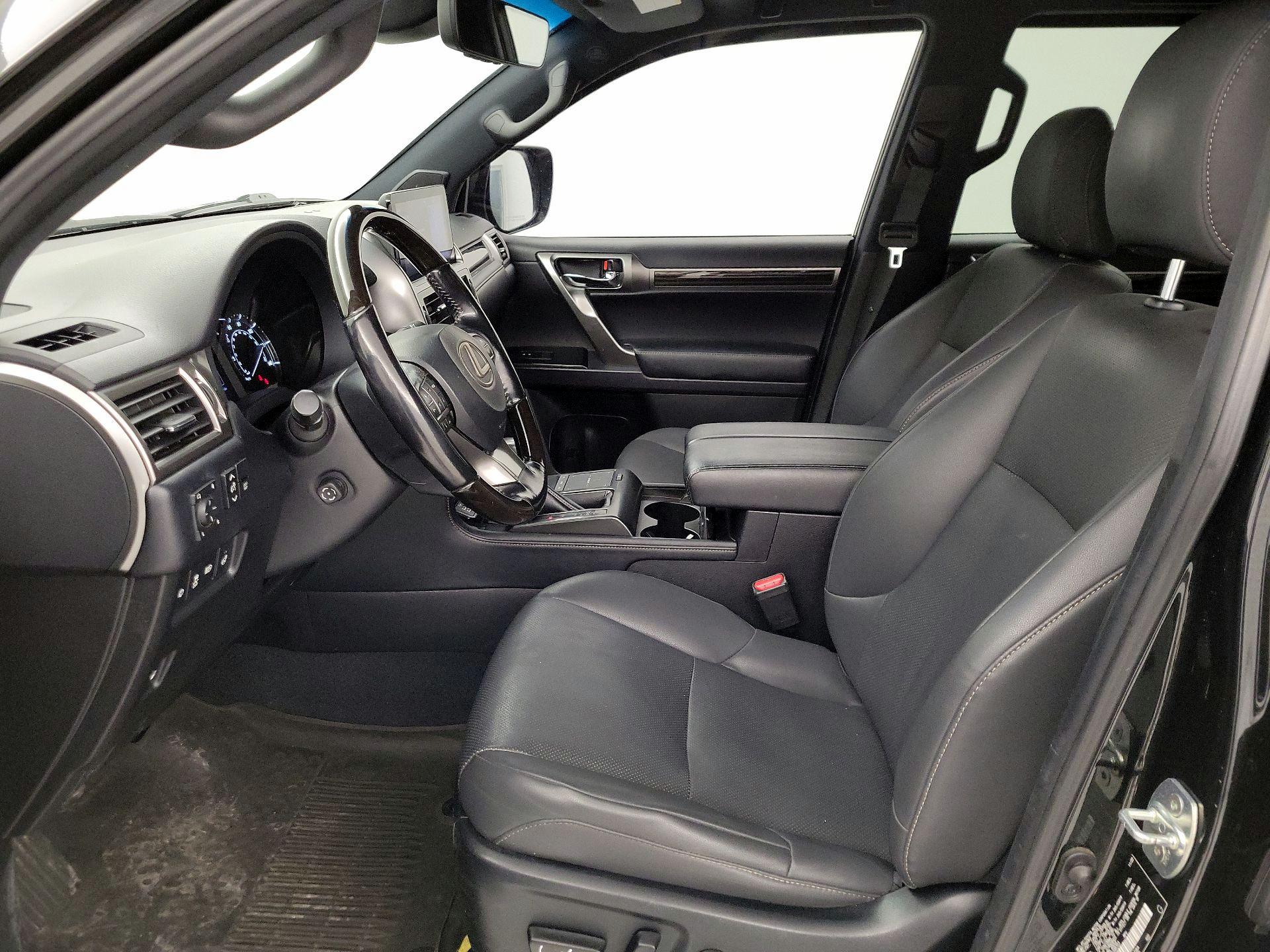 Thumbnail: 2023 Lexus GX - 11