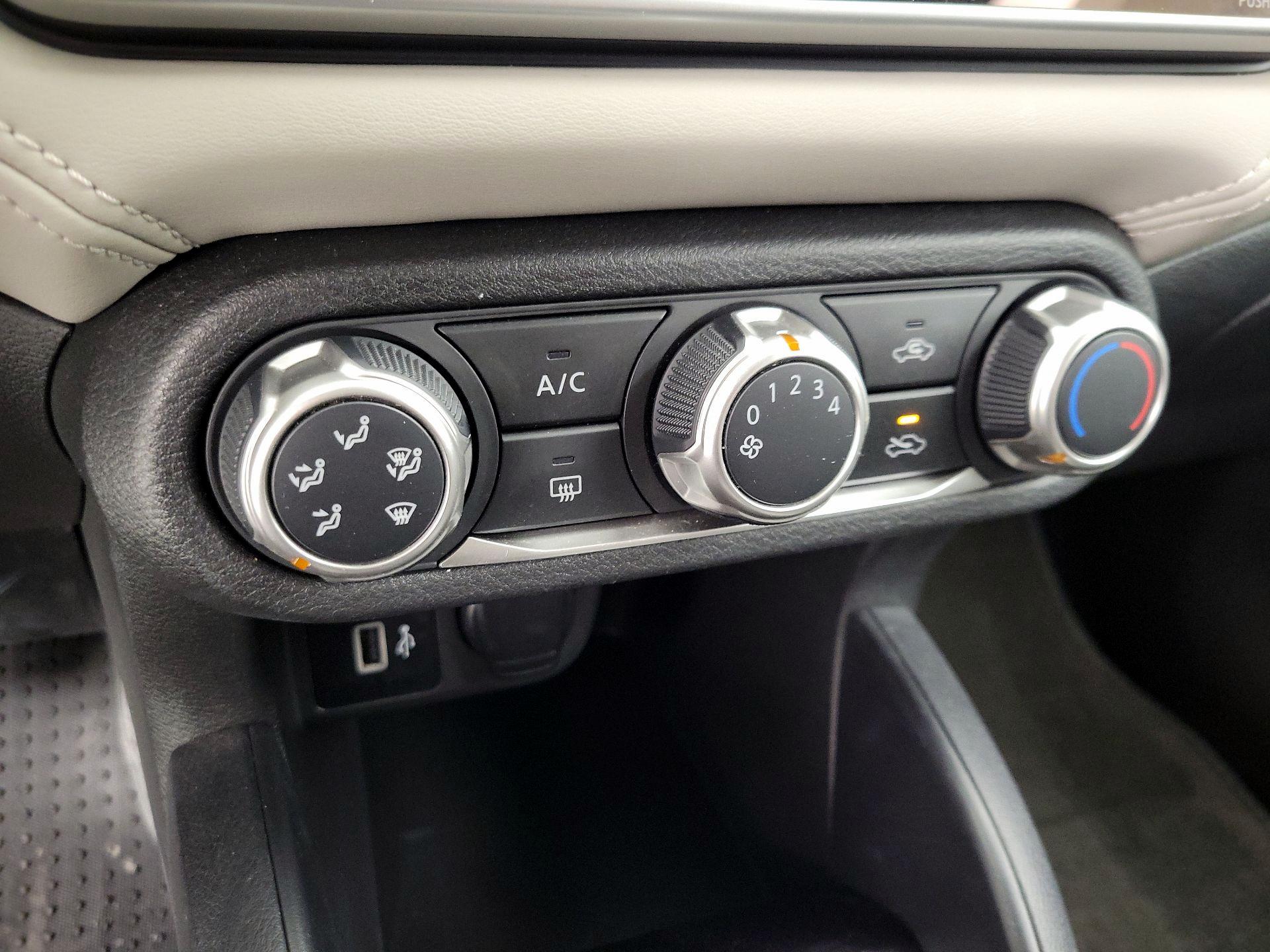 Thumbnail: 2020 Nissan Versa - 16