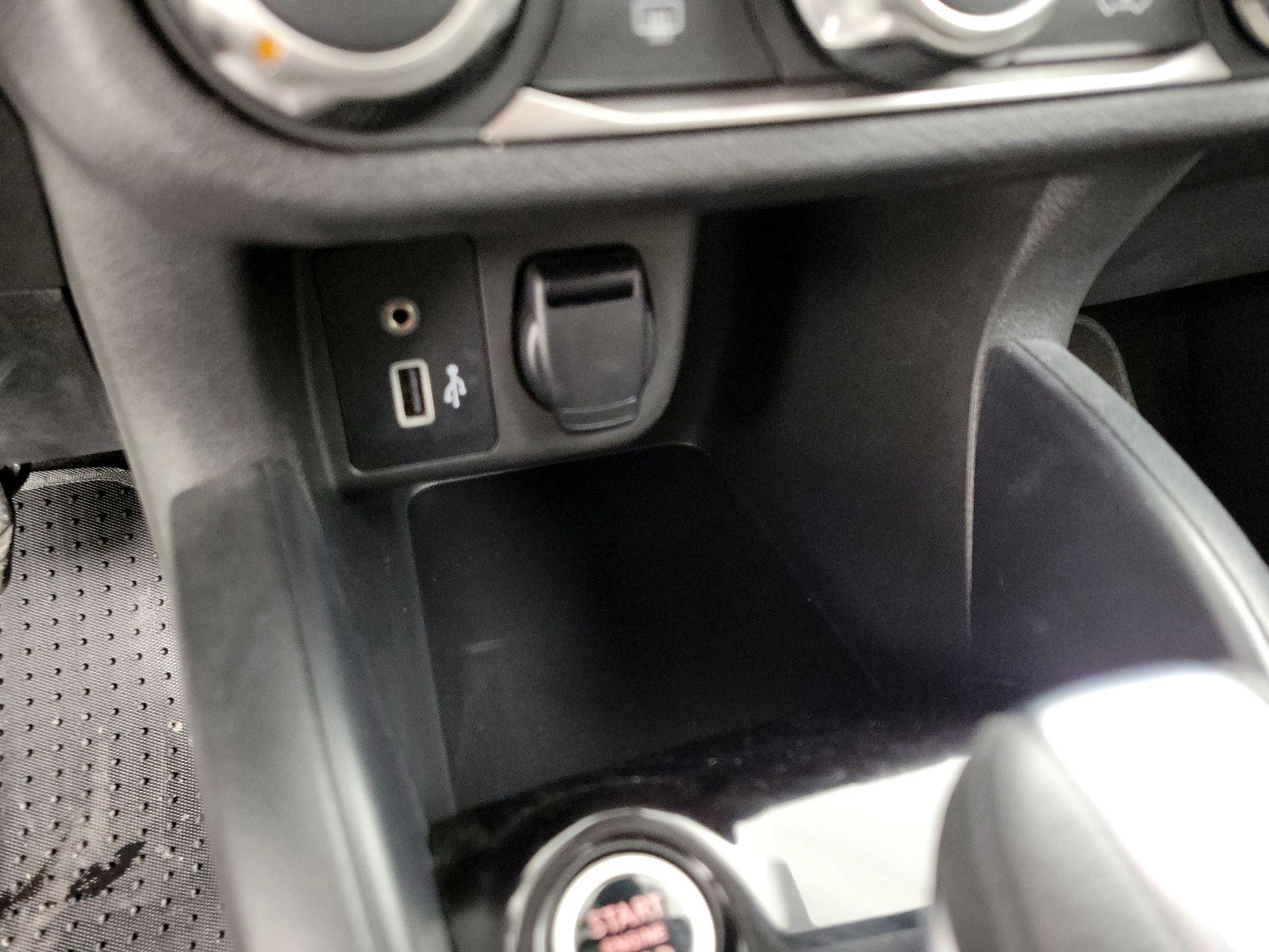 Thumbnail: 2020 Nissan Versa - 18