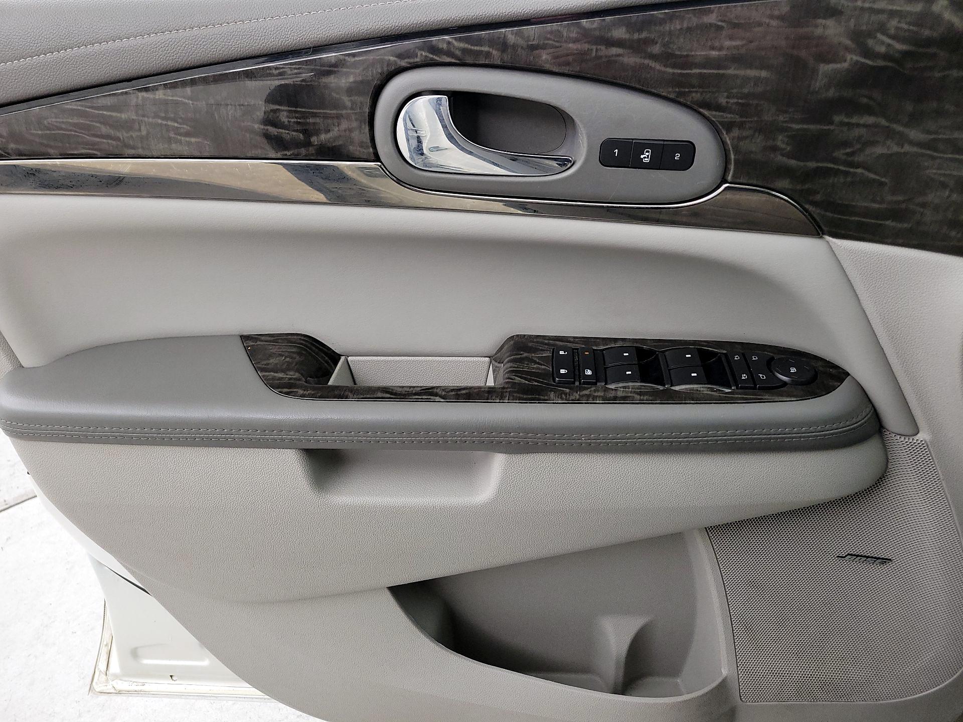 Thumbnail: 2014 Buick Enclave - 12