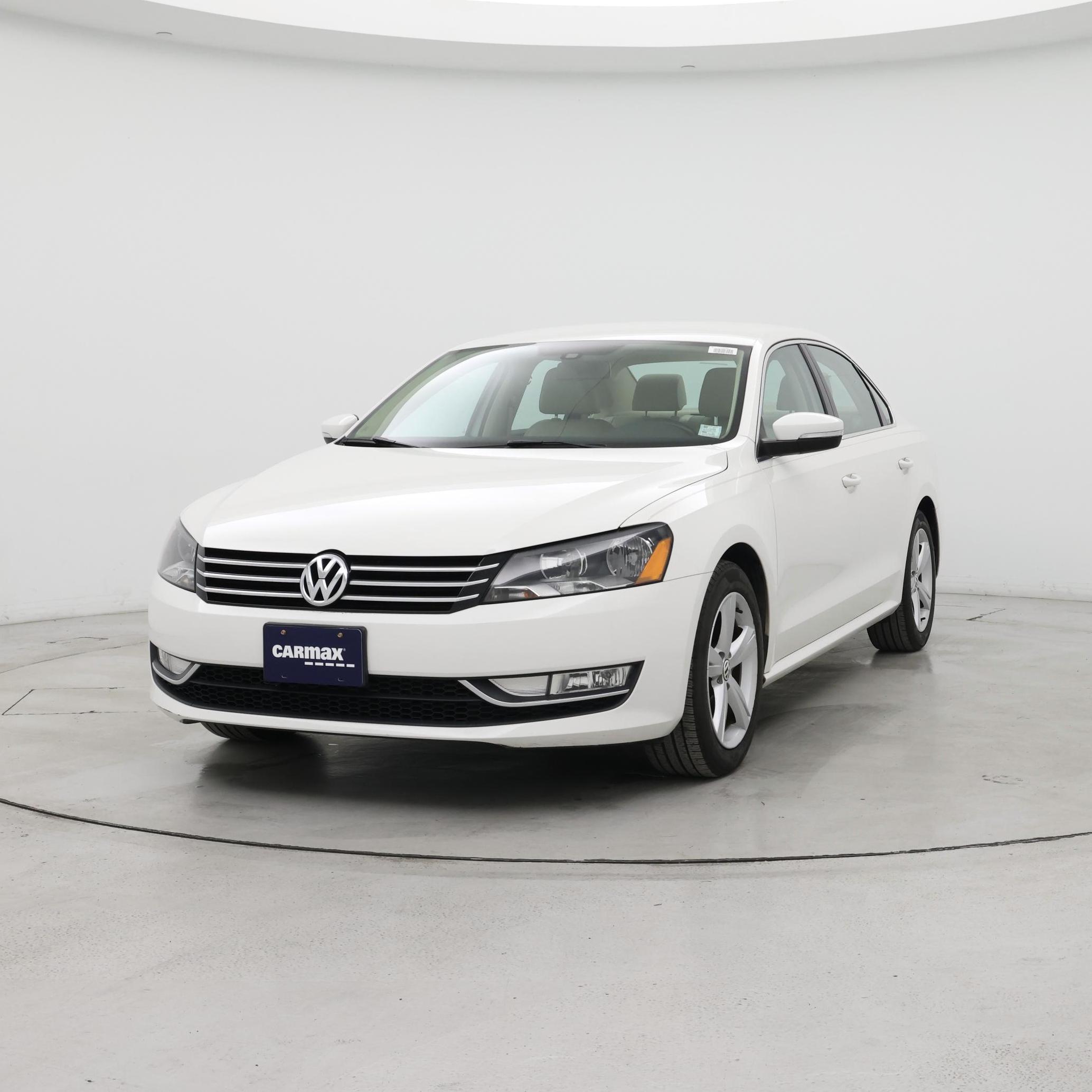 Thumbnail: 2015 Volkswagen Passat - 4