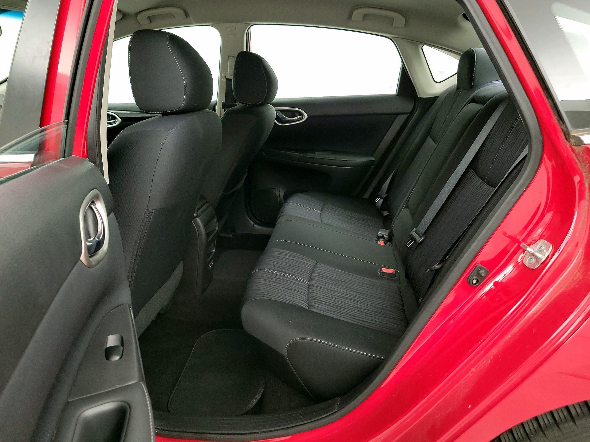 Thumbnail: 2018 Nissan Sentra - 19