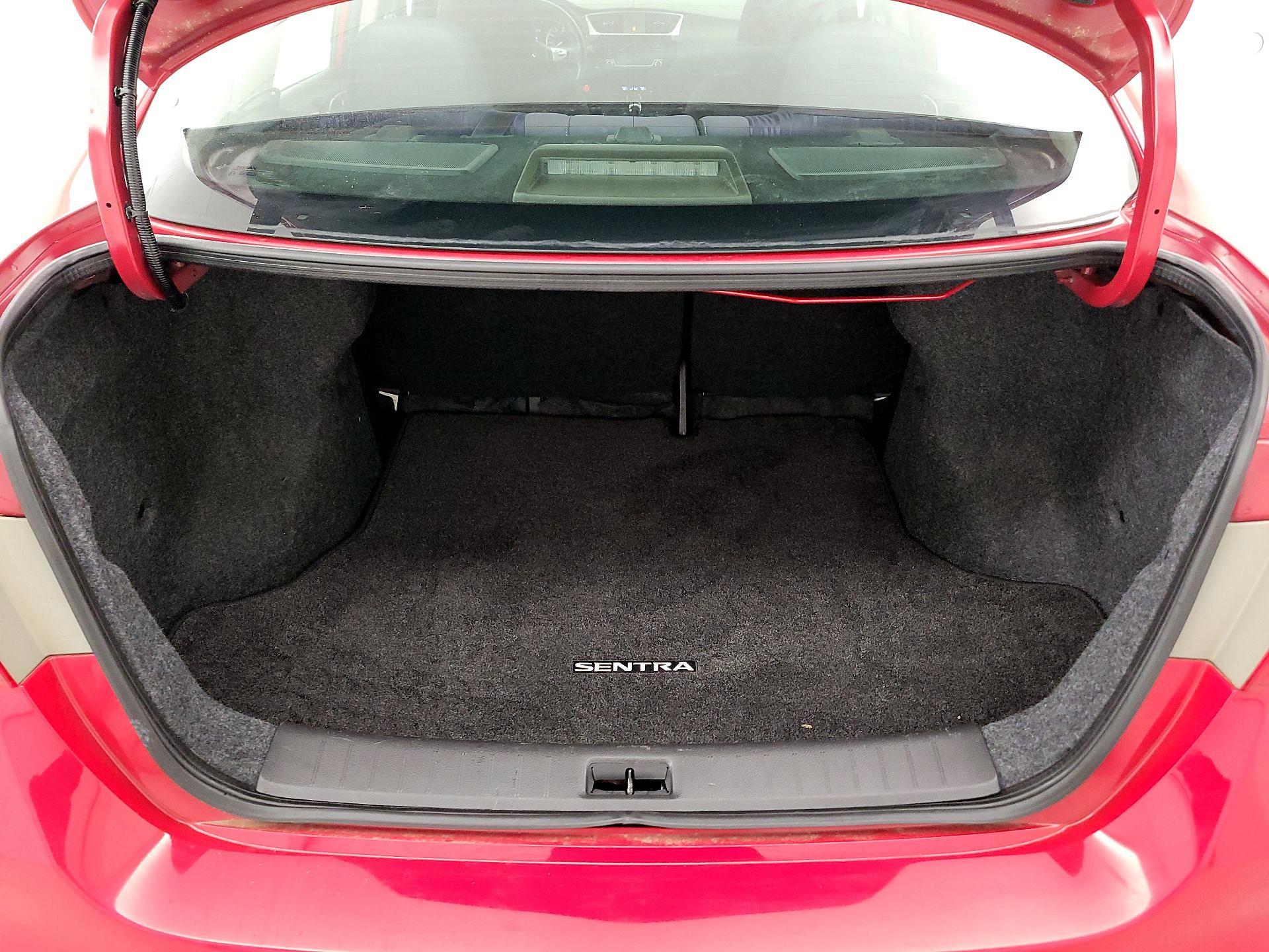 Thumbnail: 2018 Nissan Sentra - 20