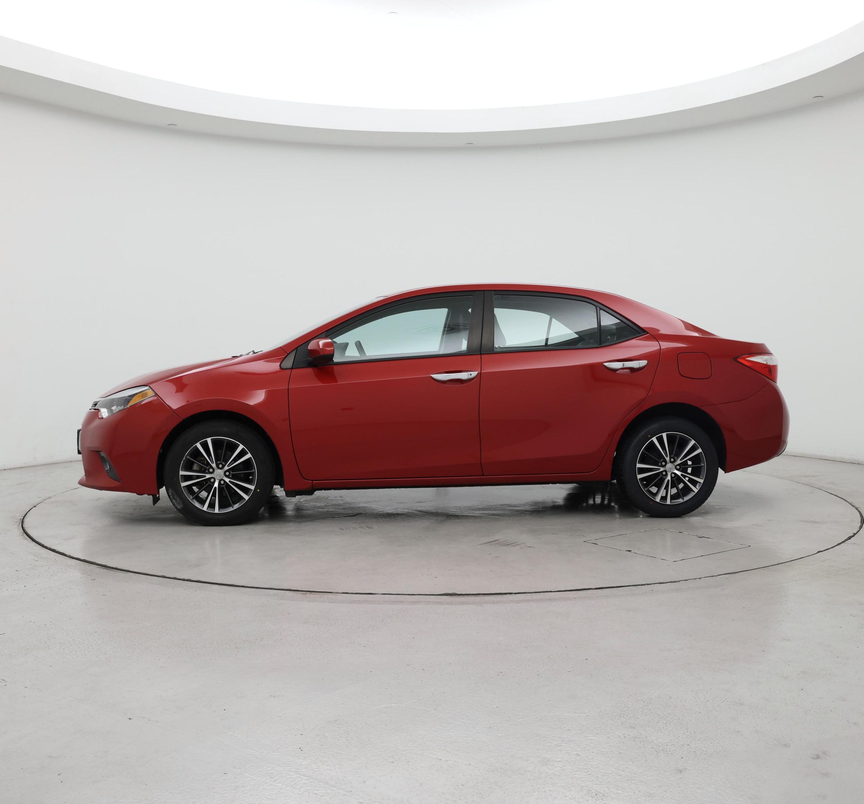 Thumbnail: 2016 Toyota Corolla - 3
