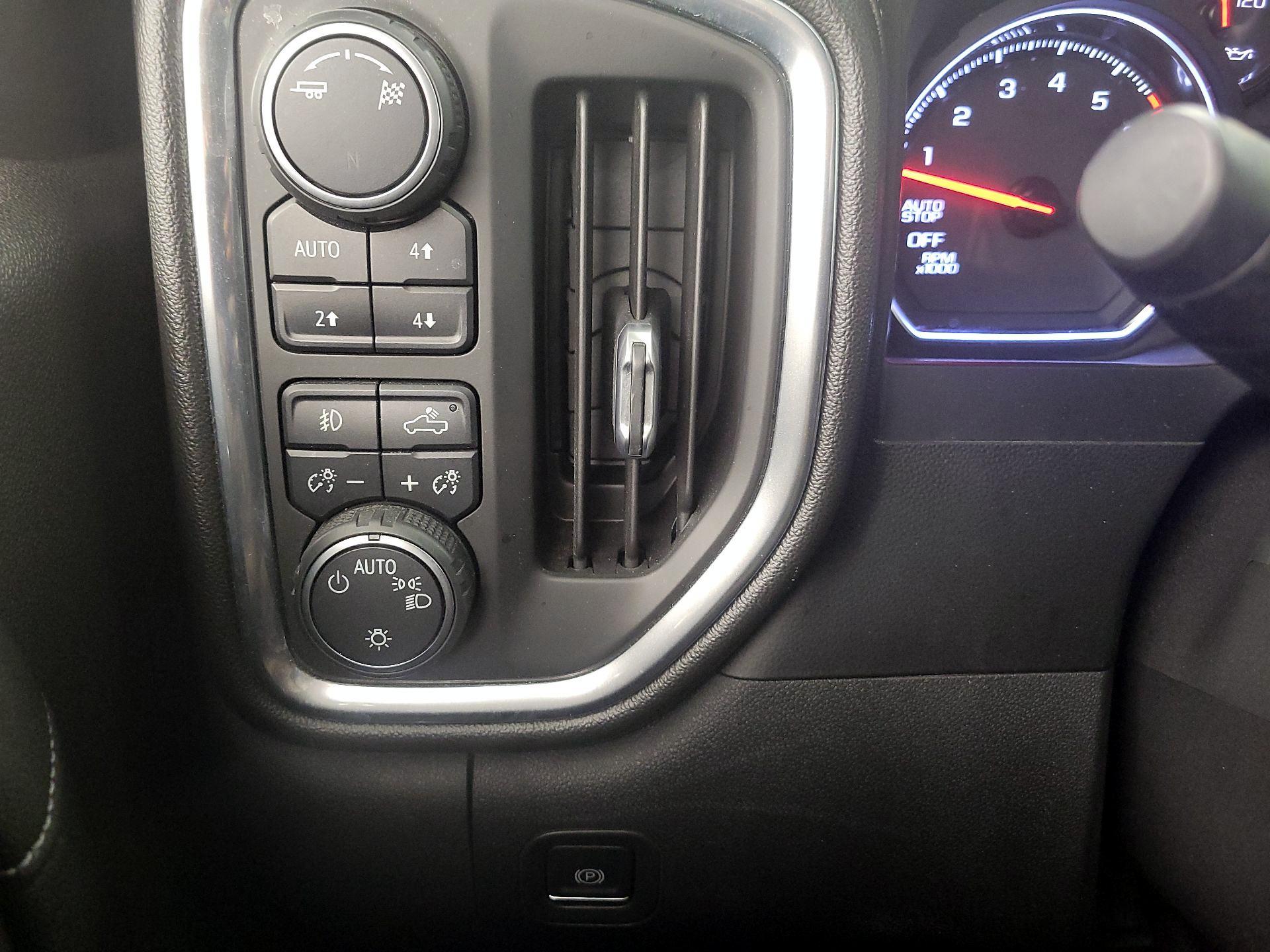 Thumbnail: 2019 Chevrolet Silverado 1500 - 13