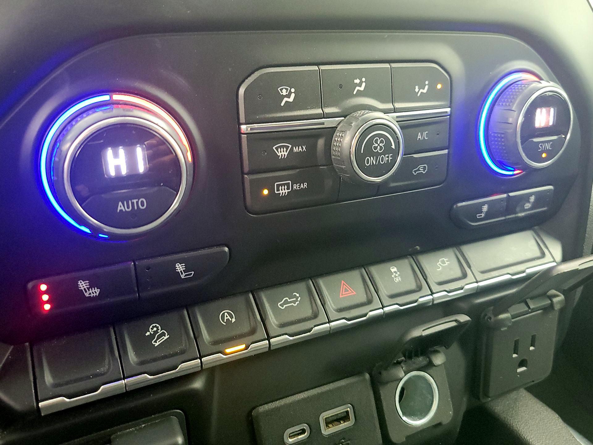 Thumbnail: 2019 Chevrolet Silverado 1500 - 16