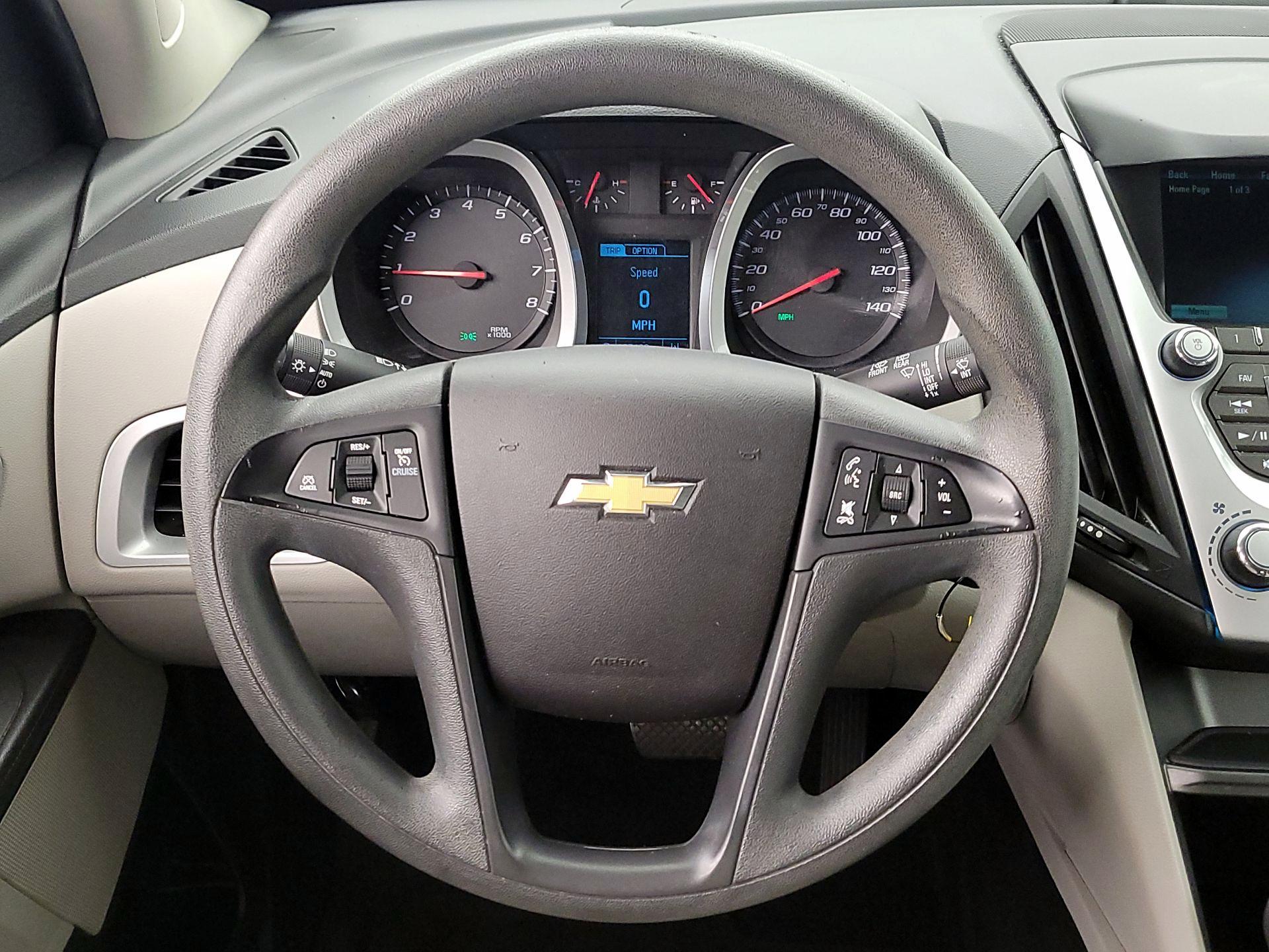 Thumbnail: 2017 Chevrolet Equinox - 10