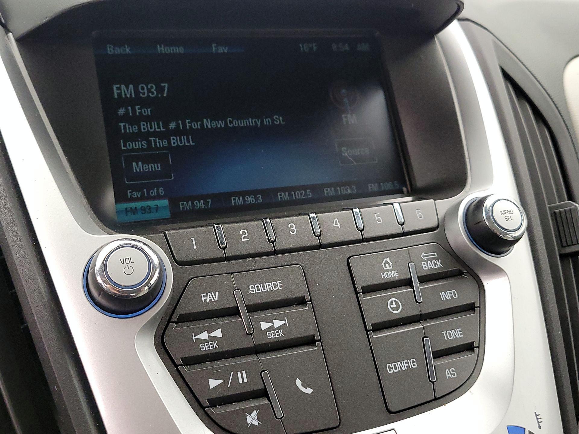 Thumbnail: 2017 Chevrolet Equinox - 15