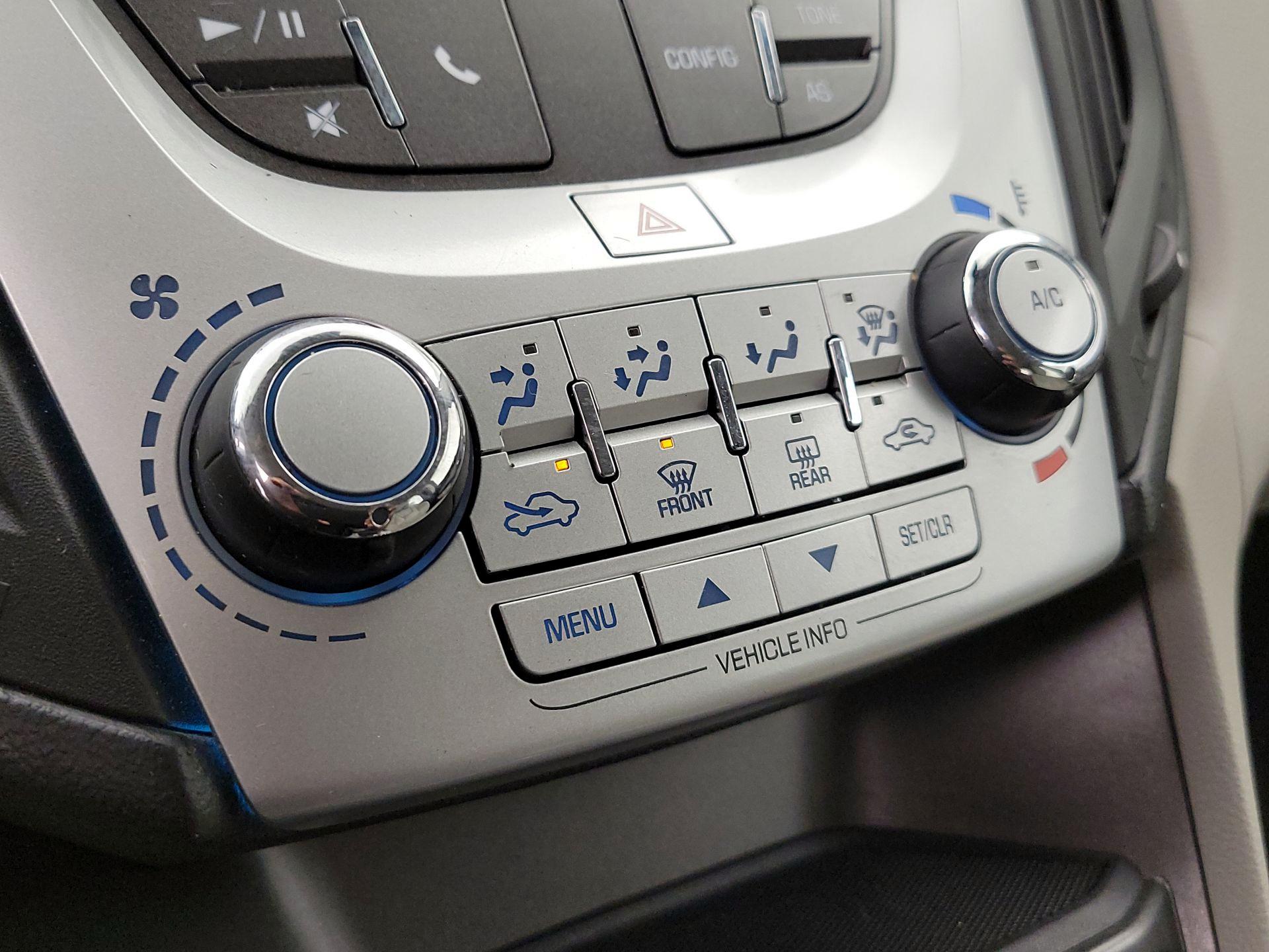 Thumbnail: 2017 Chevrolet Equinox - 16