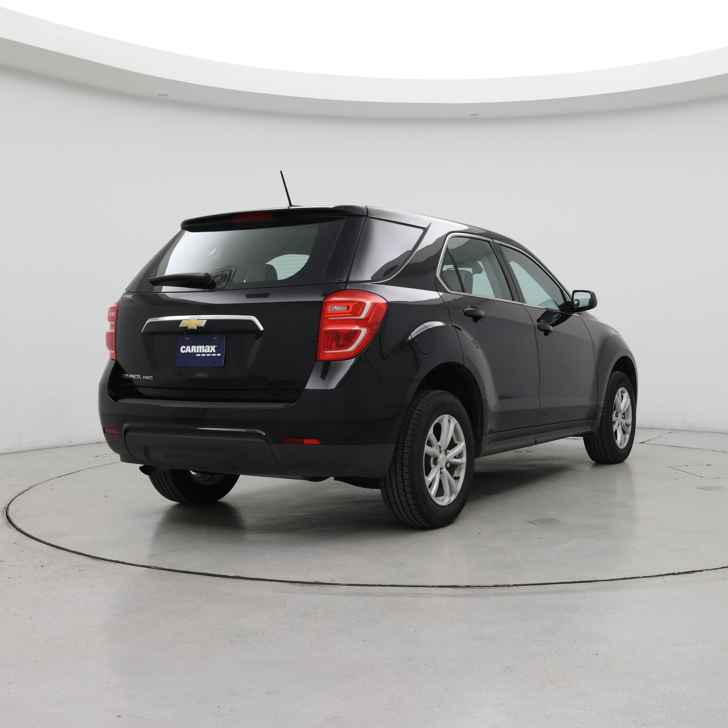 Thumbnail: 2017 Chevrolet Equinox - 8