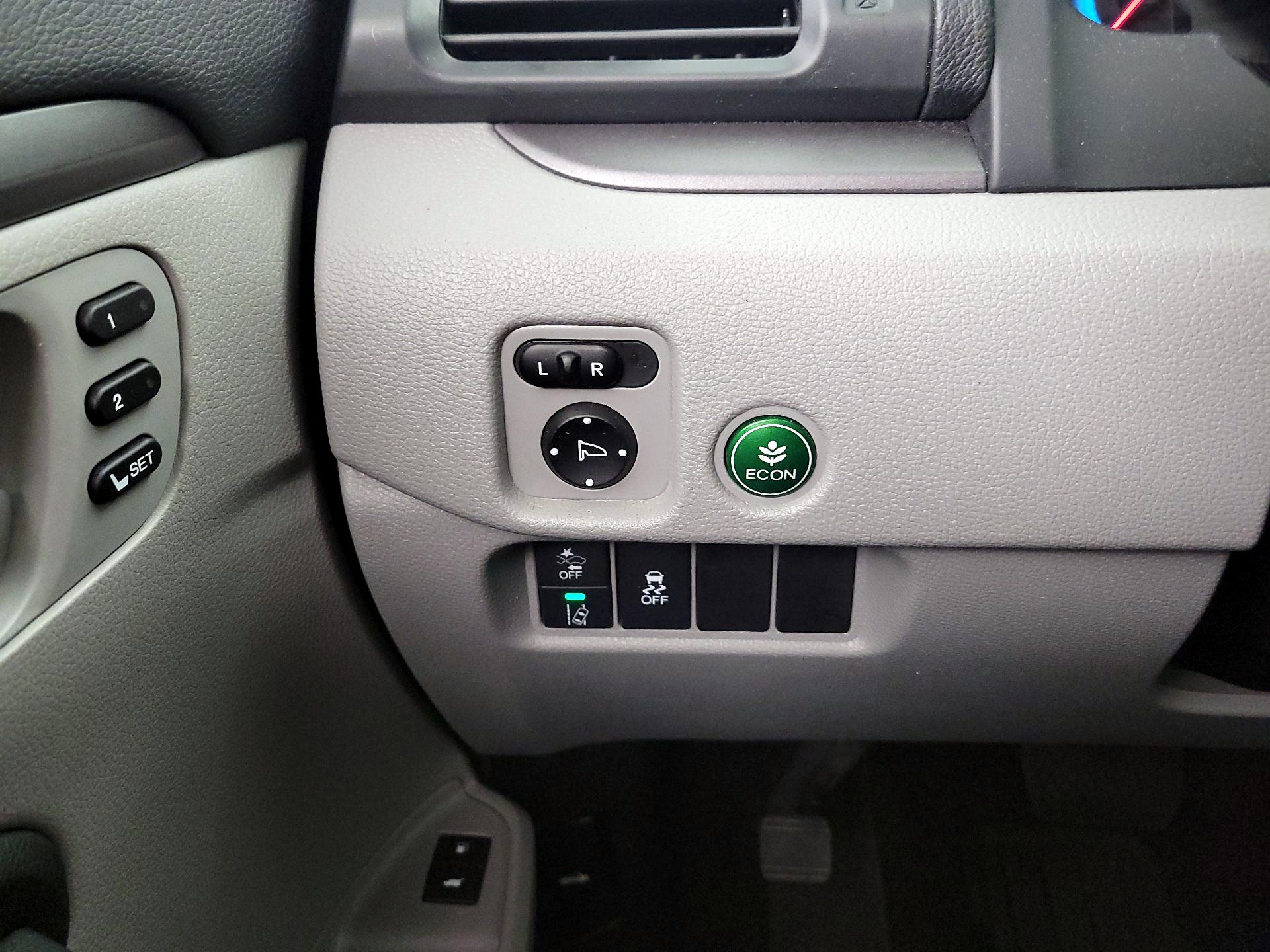 Thumbnail: 2019 Honda Pilot - 13