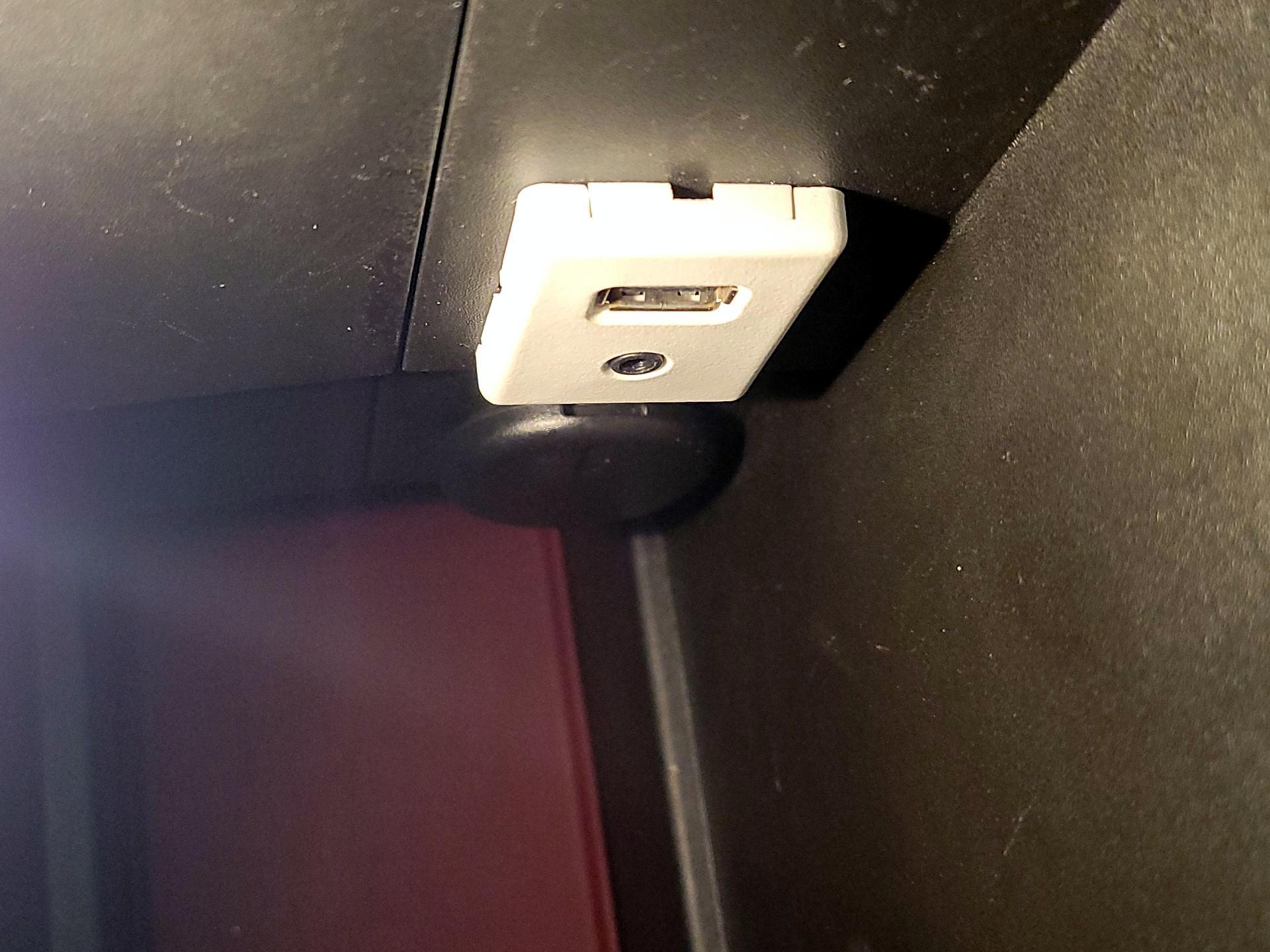 Thumbnail: 2014 Chevrolet Equinox - 18