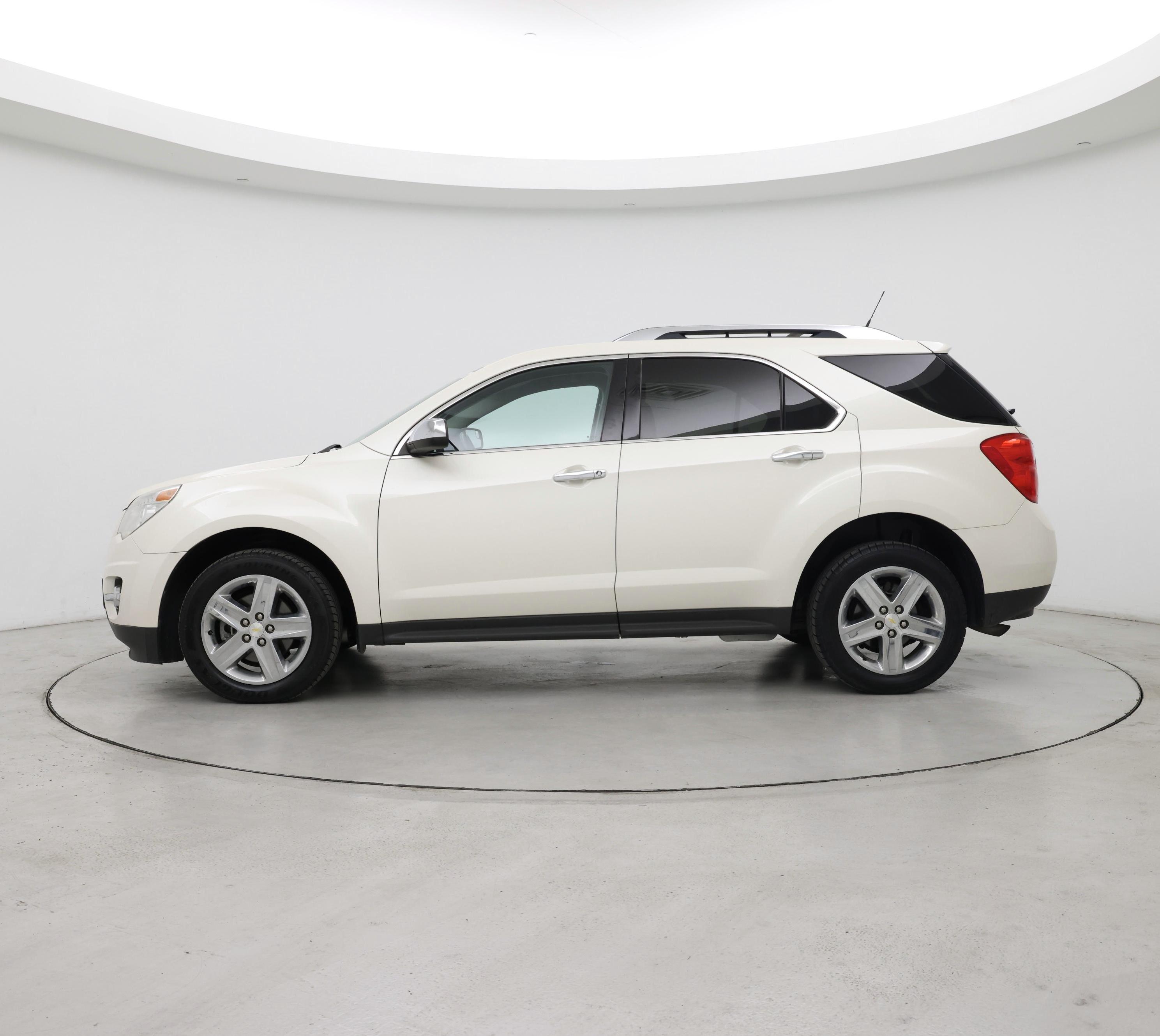 Thumbnail: 2014 Chevrolet Equinox - 3