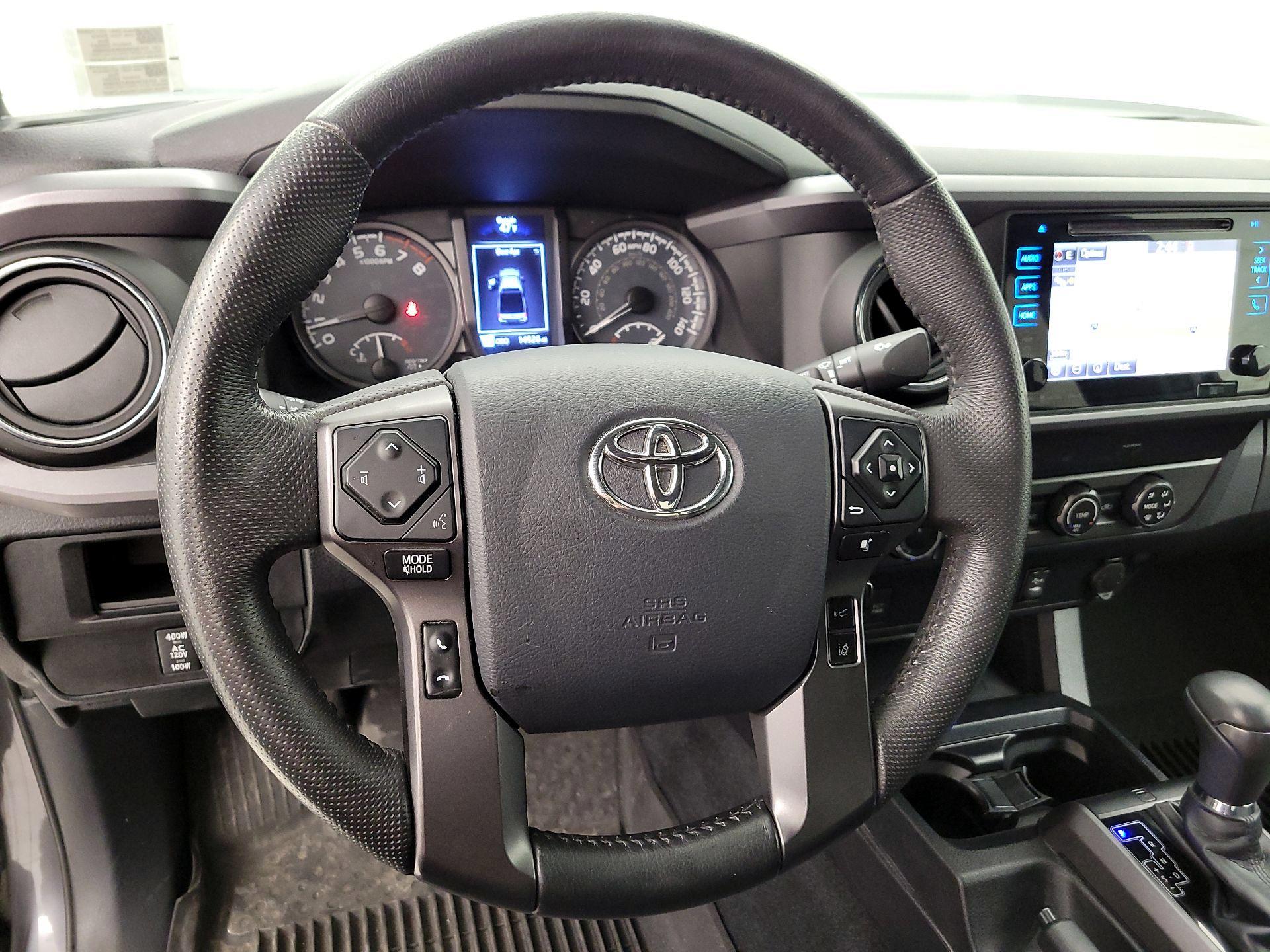 Thumbnail: 2019 Toyota Tacoma - 10