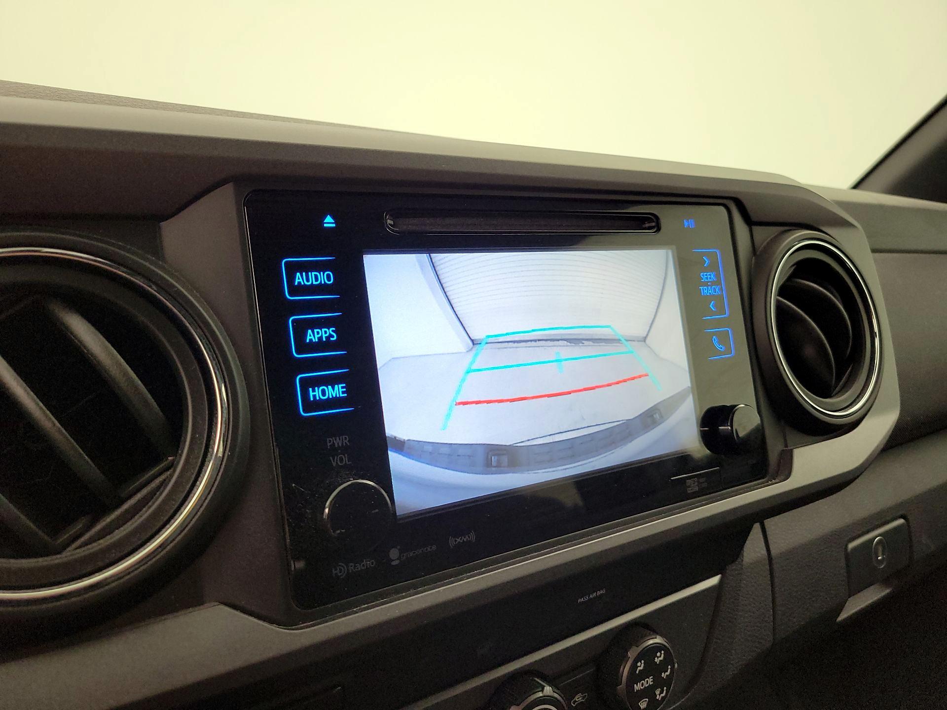 Thumbnail: 2019 Toyota Tacoma - 15