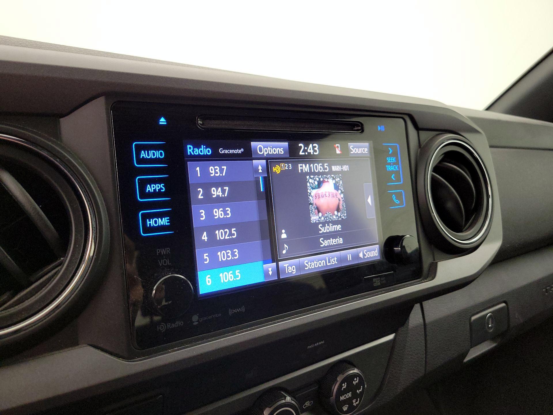 Thumbnail: 2019 Toyota Tacoma - 16