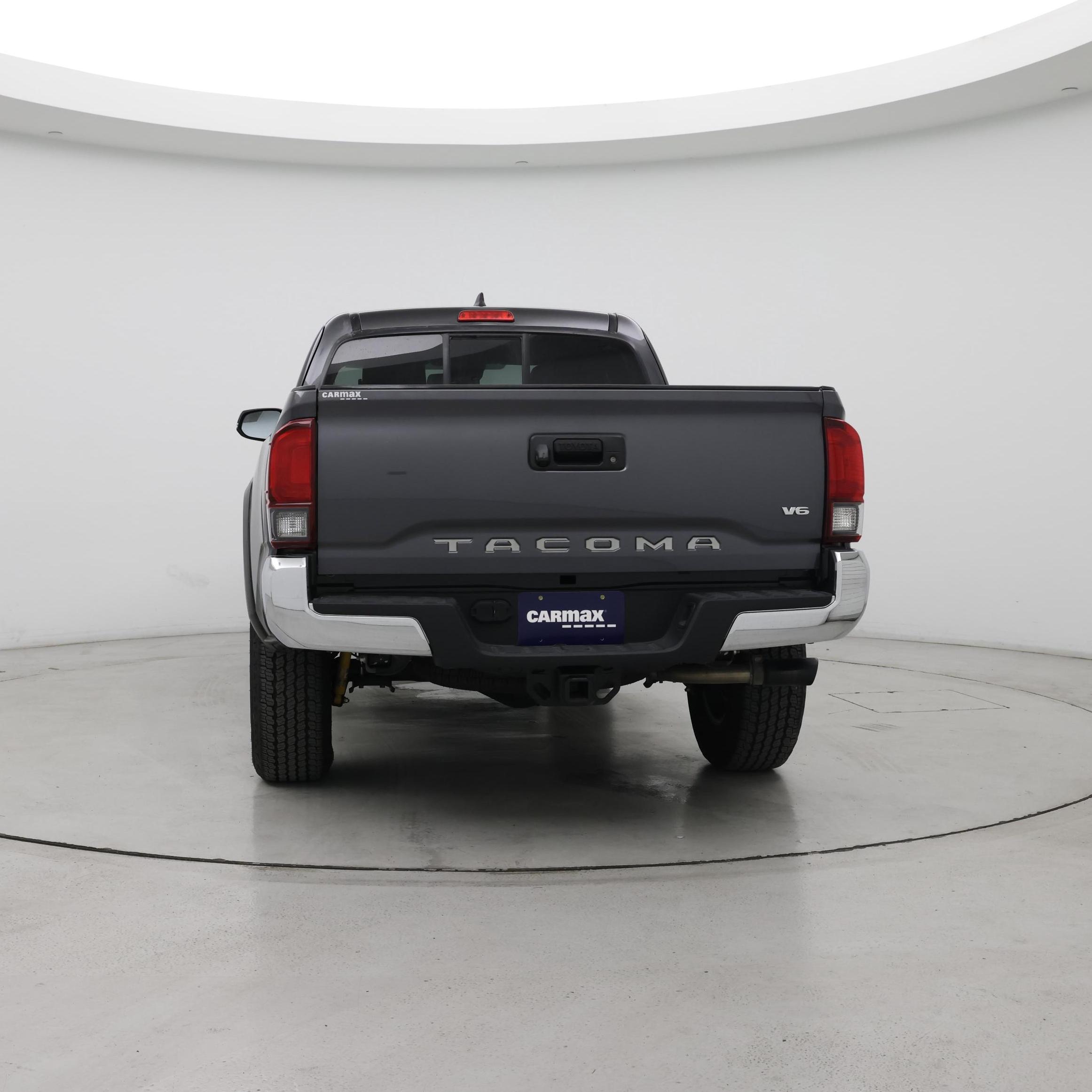 Thumbnail: 2019 Toyota Tacoma - 6