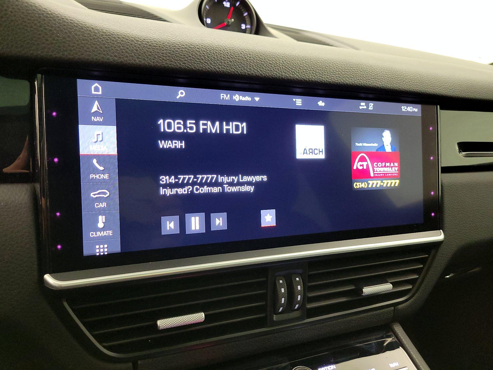 Thumbnail: 2020 Porsche Cayenne - 16