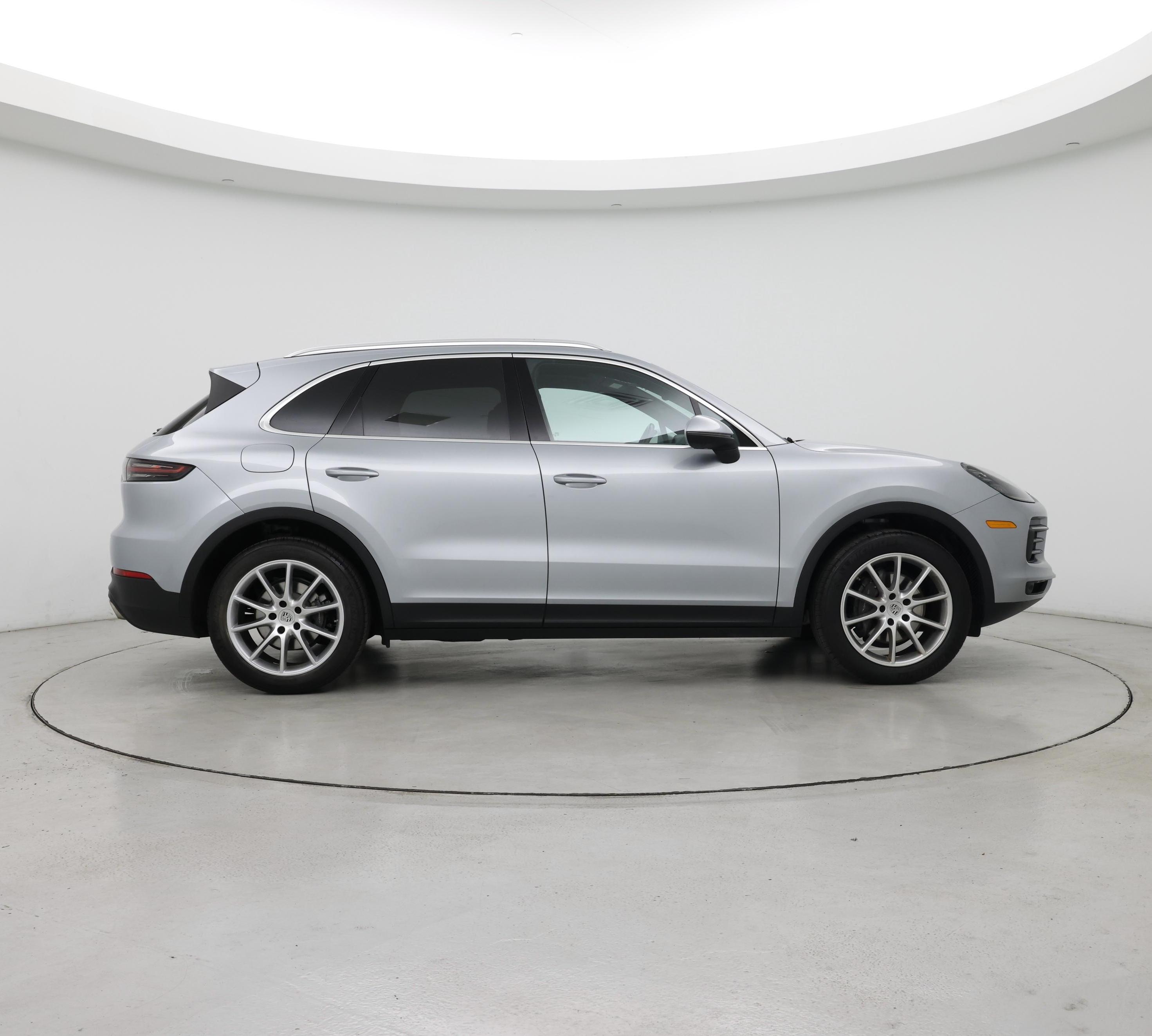 Thumbnail: 2020 Porsche Cayenne - 7
