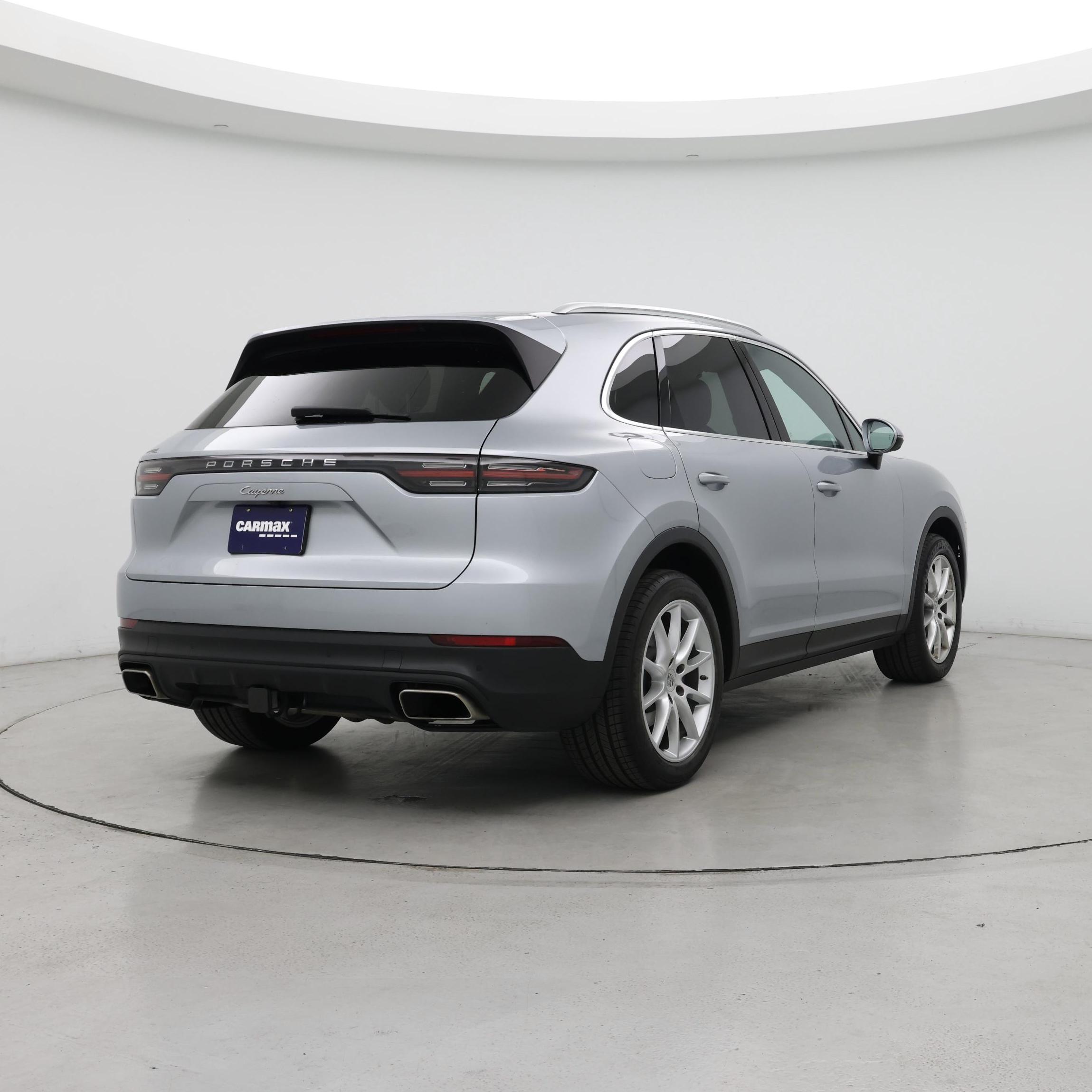Thumbnail: 2020 Porsche Cayenne - 8