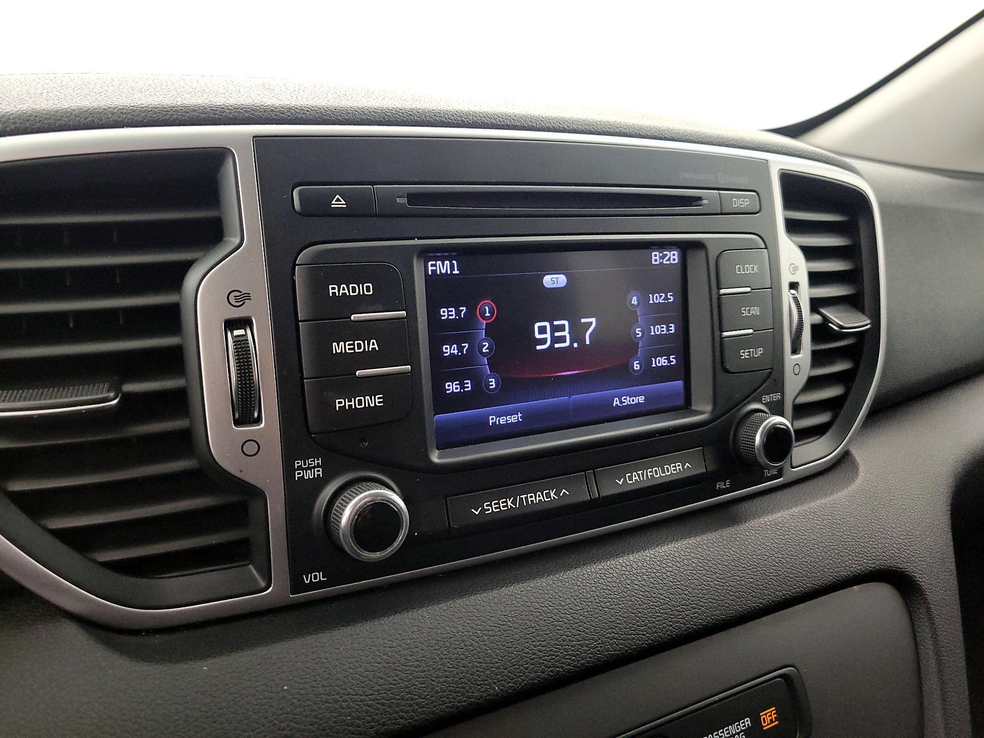 Thumbnail: 2017 Kia Sportage - 15