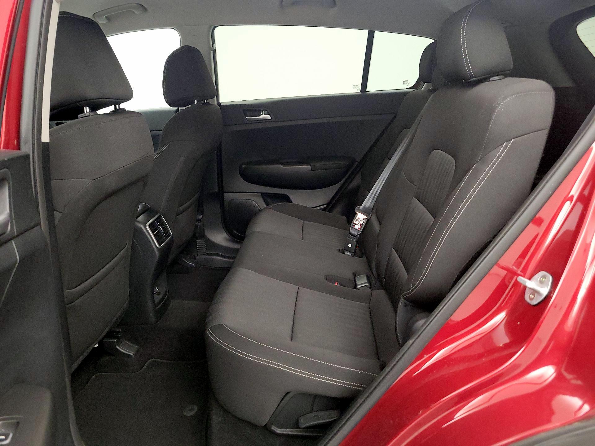 Thumbnail: 2017 Kia Sportage - 19